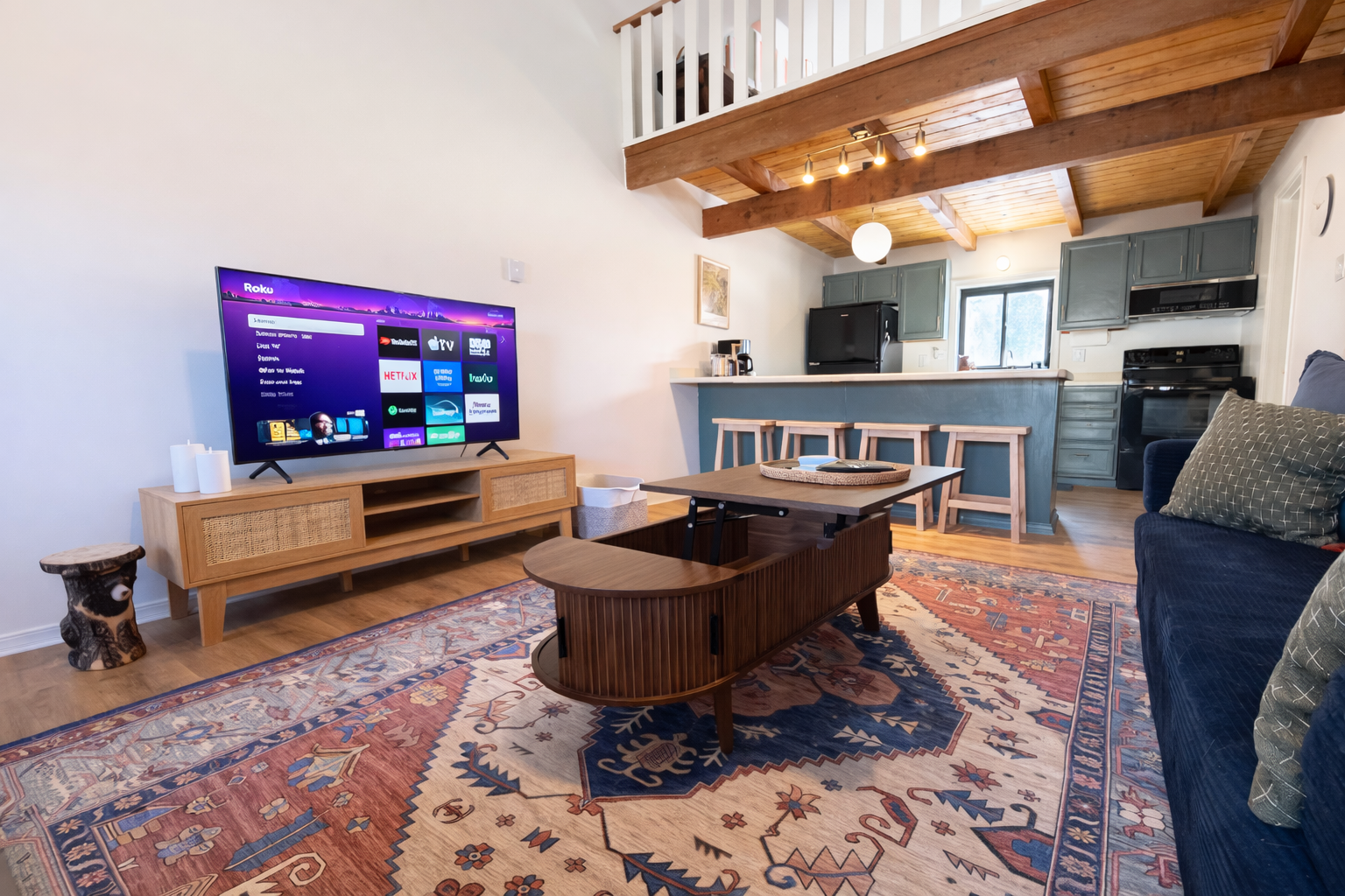 TV with Streaming Apps 