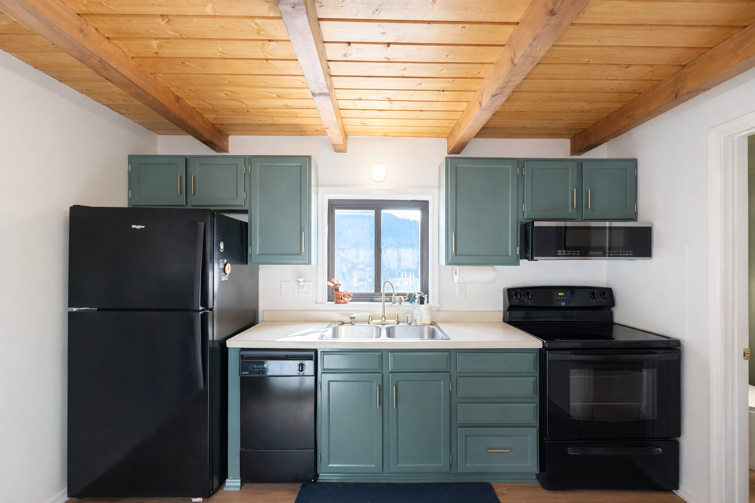 Main Street Retreat Kitchen 