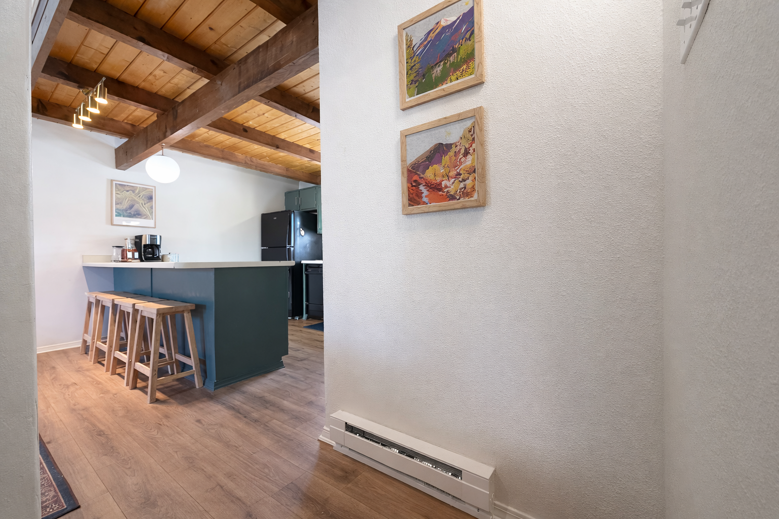 Main Street Retreat Dining Area 