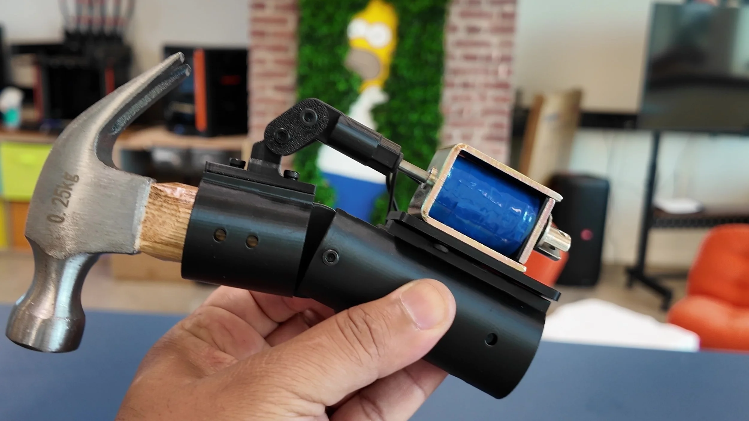 Electric Hammer_build process 3_Carlos 3D.jpg