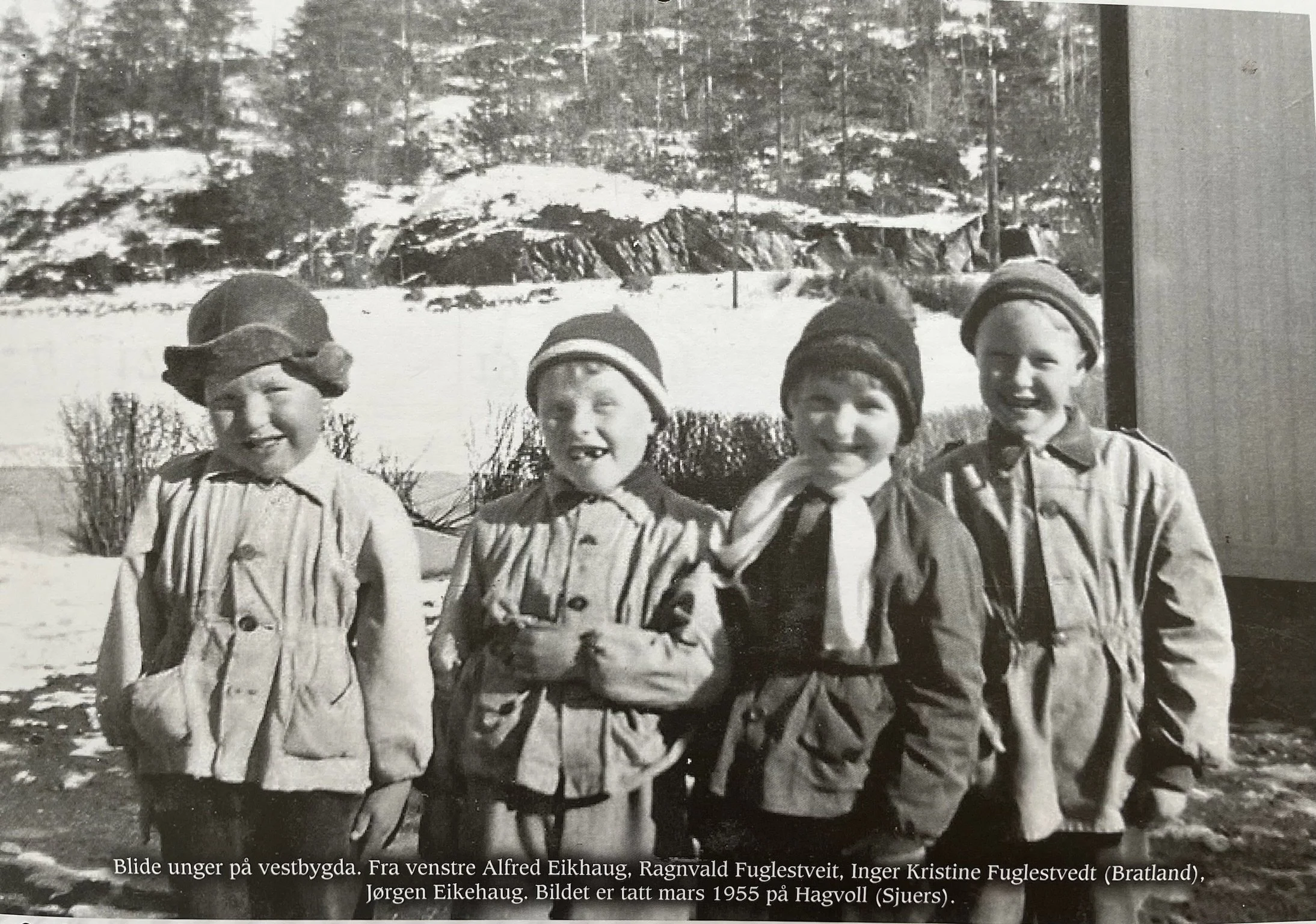 Tatt i mars 1955 på Hagvoll, Sjuers.