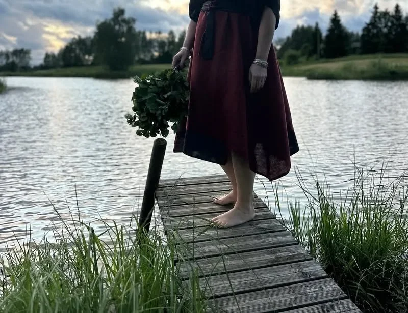 Senlatviešu Pirts Kultūra un Dziedināšanas Tradīcijas (Pirtniece Līga Sviksa un Pētniece Laila Gislason) - Cleveland, OH 