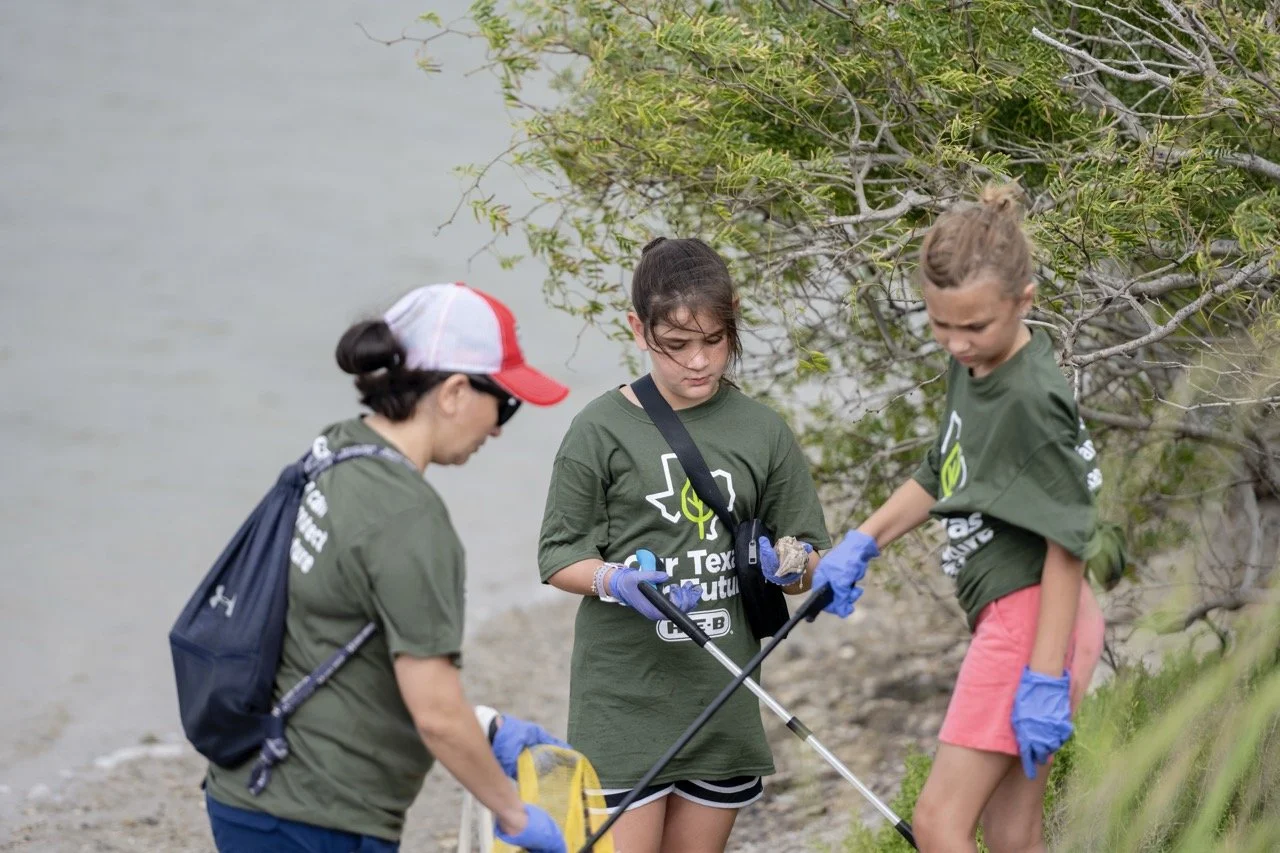 20250517_CBBEP-CoastalCleanUp-2575 Large.jpeg