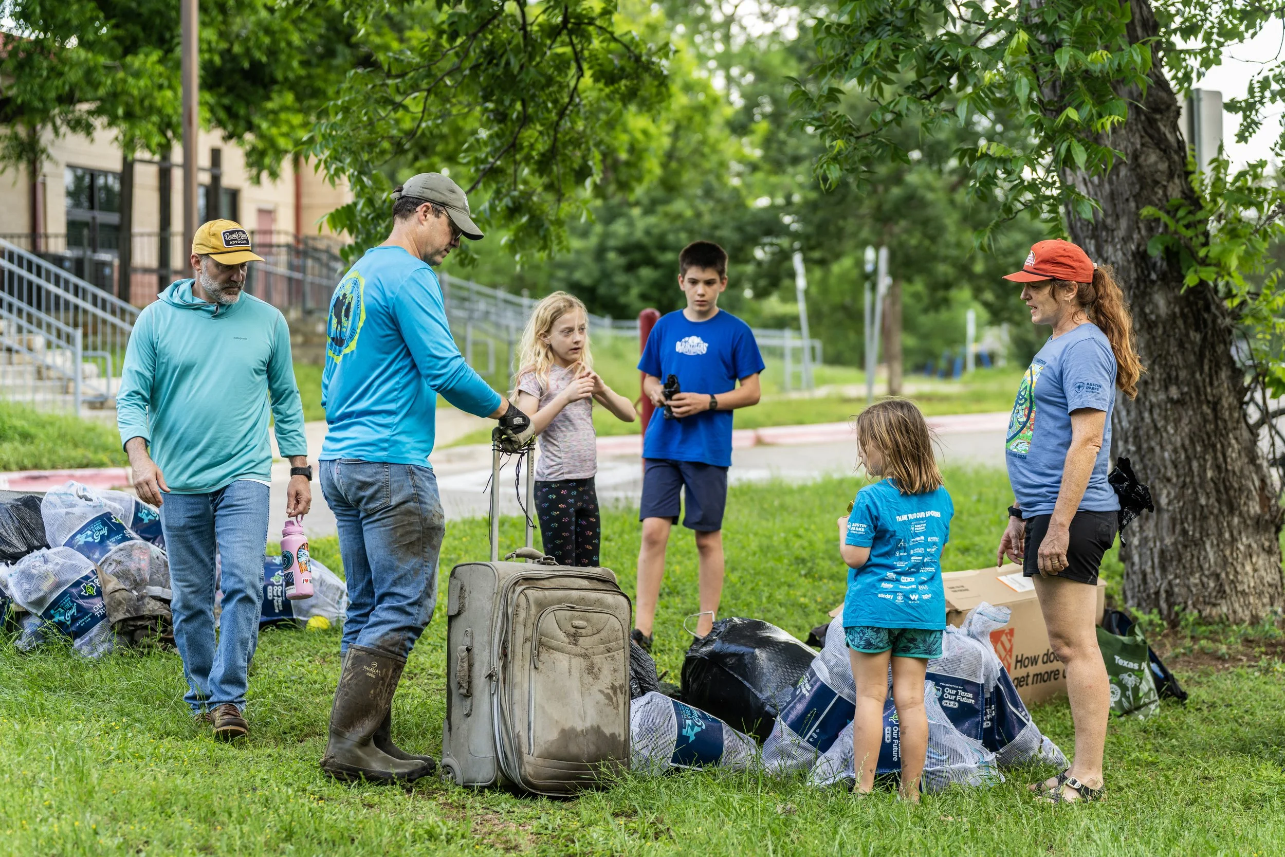 boggy-creek-cleanup-credit-daniel-cavazos-90.jpg