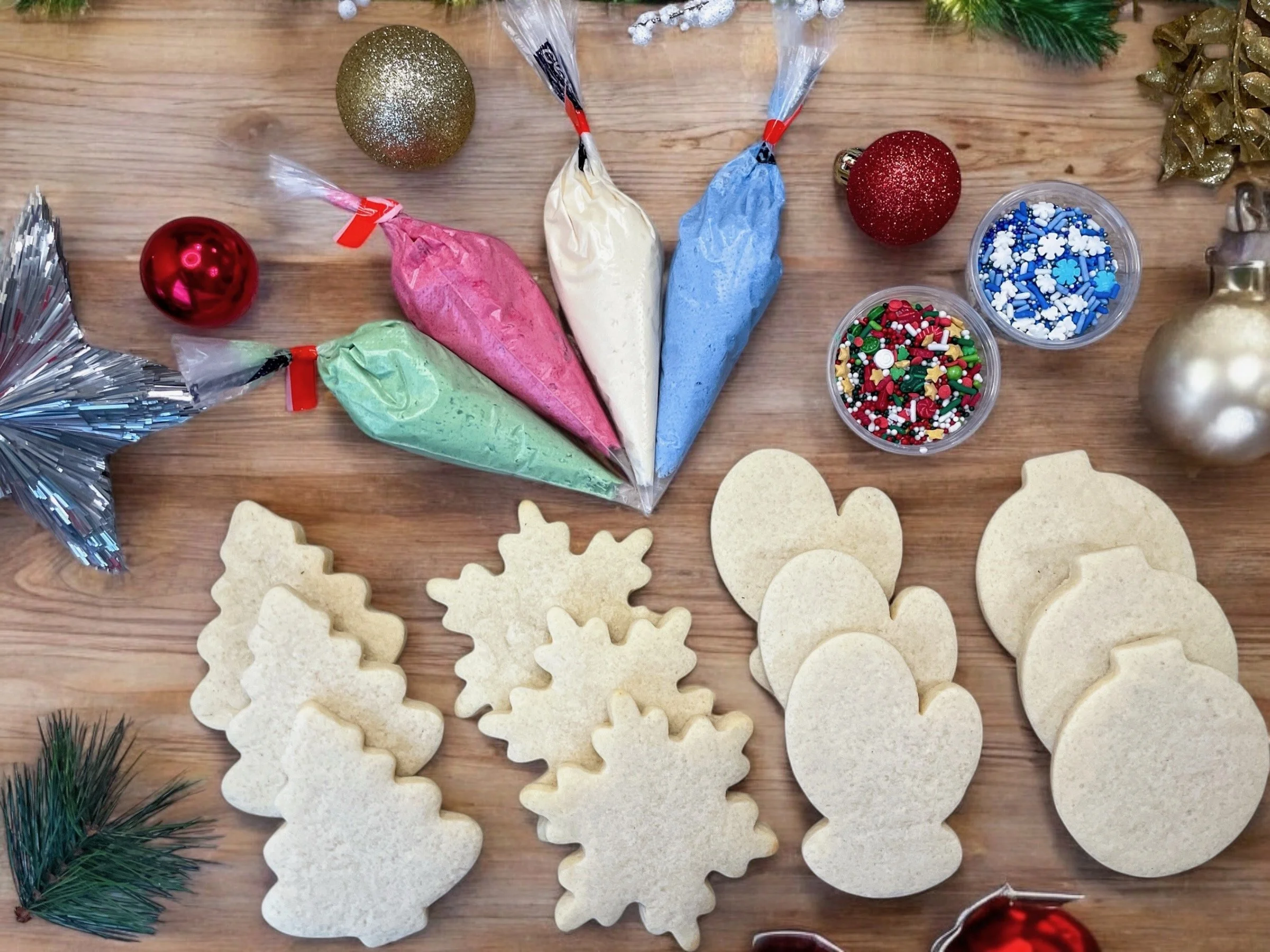 Holiday Cookie Decorating Kit - SOLD OUT