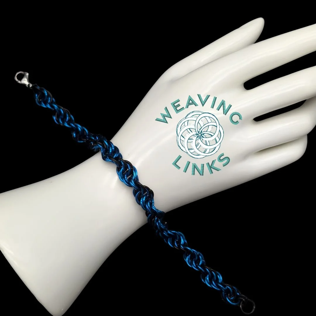 braceletstriskelion (1).jpg