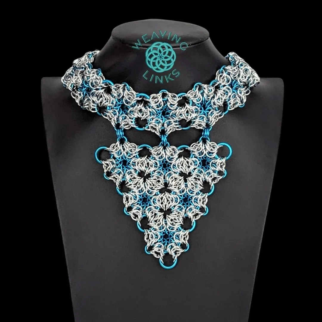 necklaceboxdropswirl (2).jpg