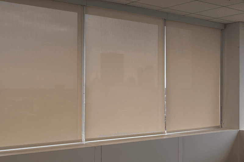 White Roller/Solar Shade with a Steel chain and white fascia.