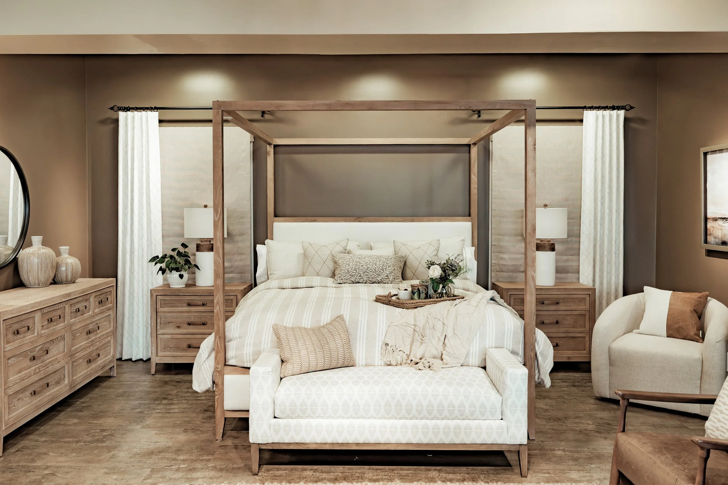 Lafayette Bedding .jpg