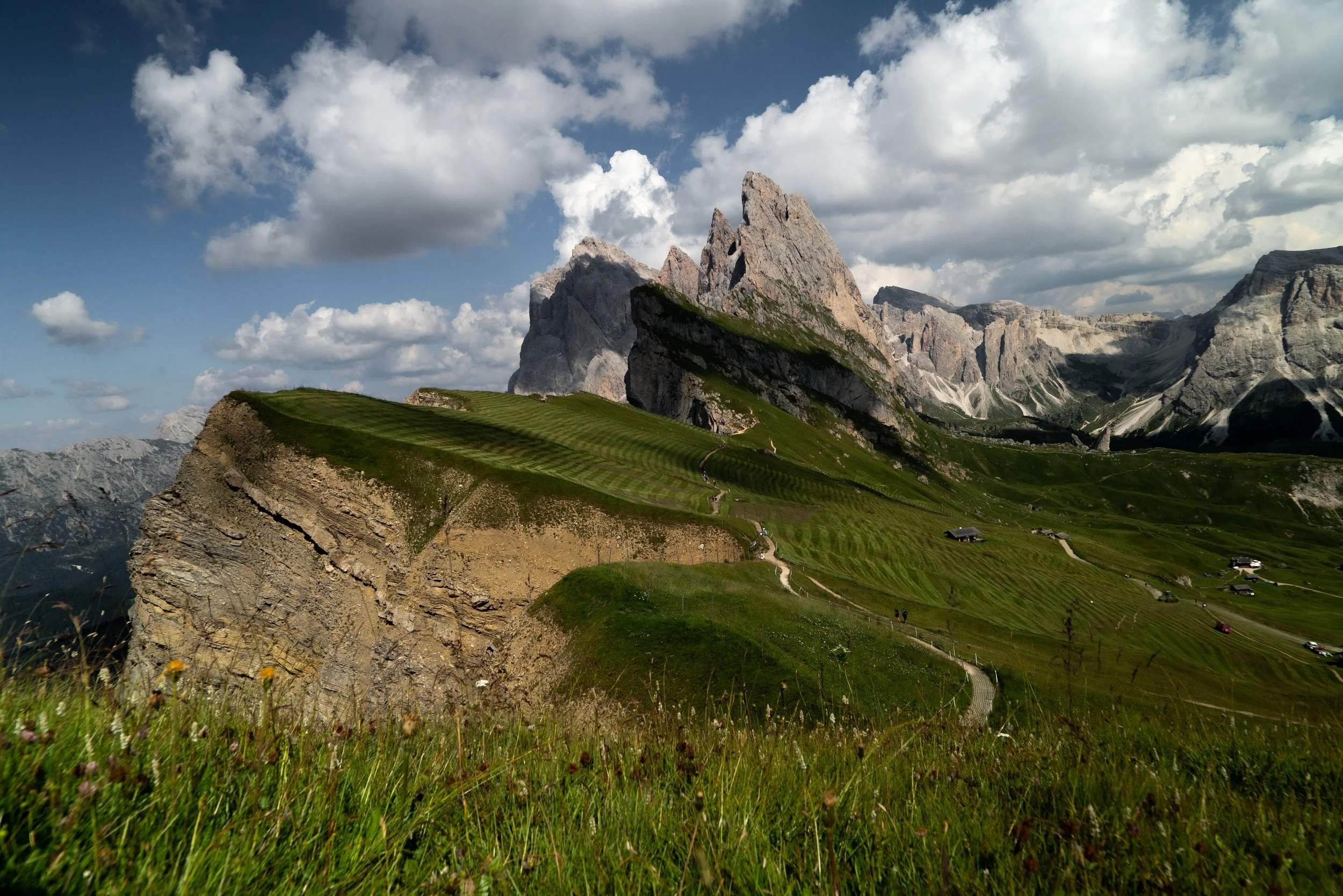 DSC03833-2.jpg