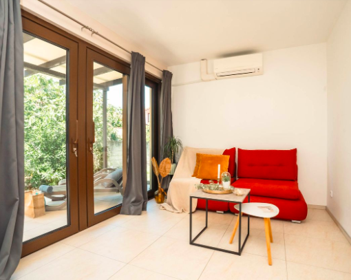 Screenshot 2025-10-21 at 12.01.37.png