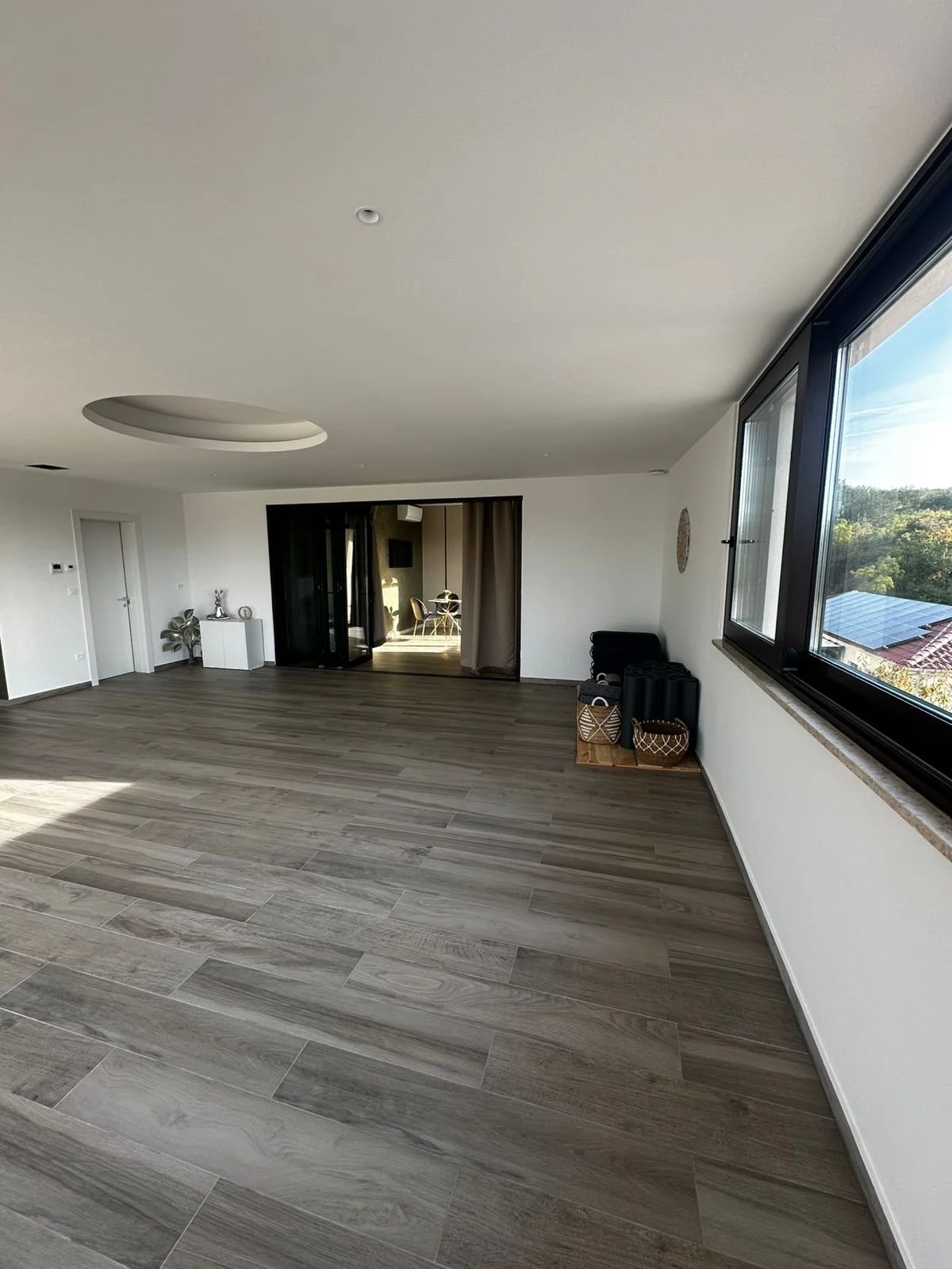 PHOTO-2025-10-11-17-55-25 4.jpg