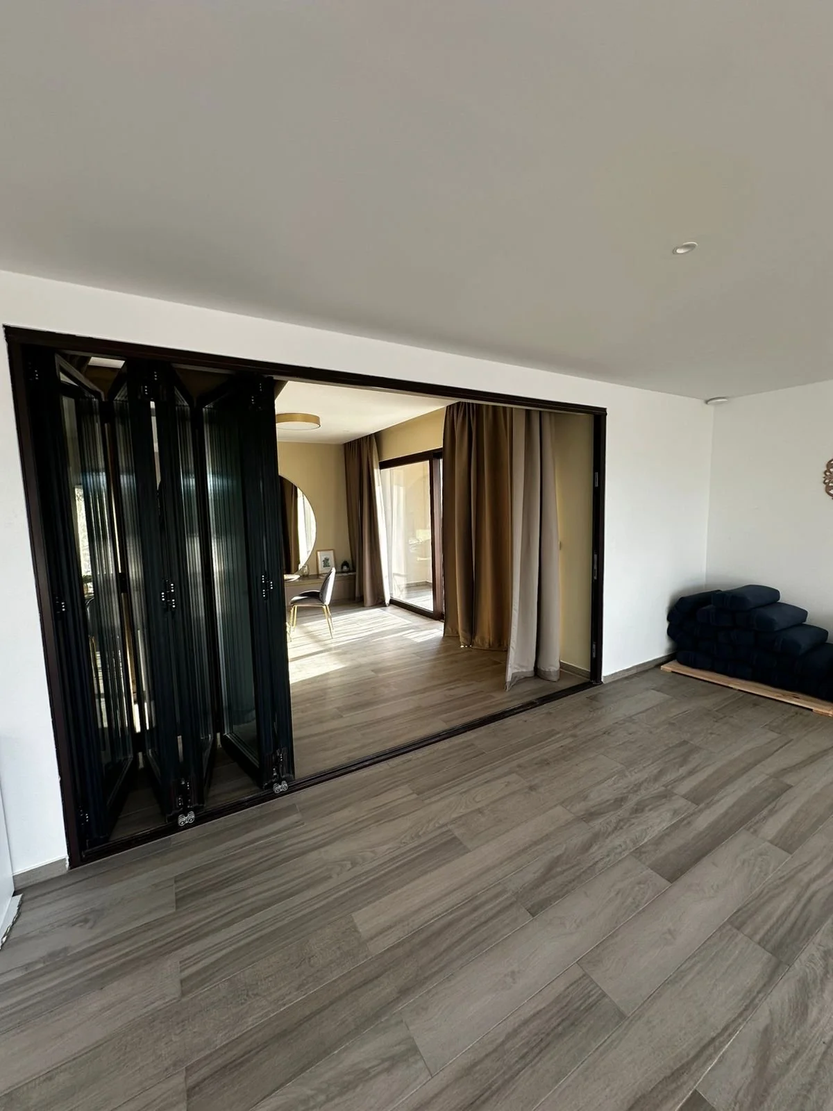 PHOTO-2025-10-11-17-55-25 2.jpg