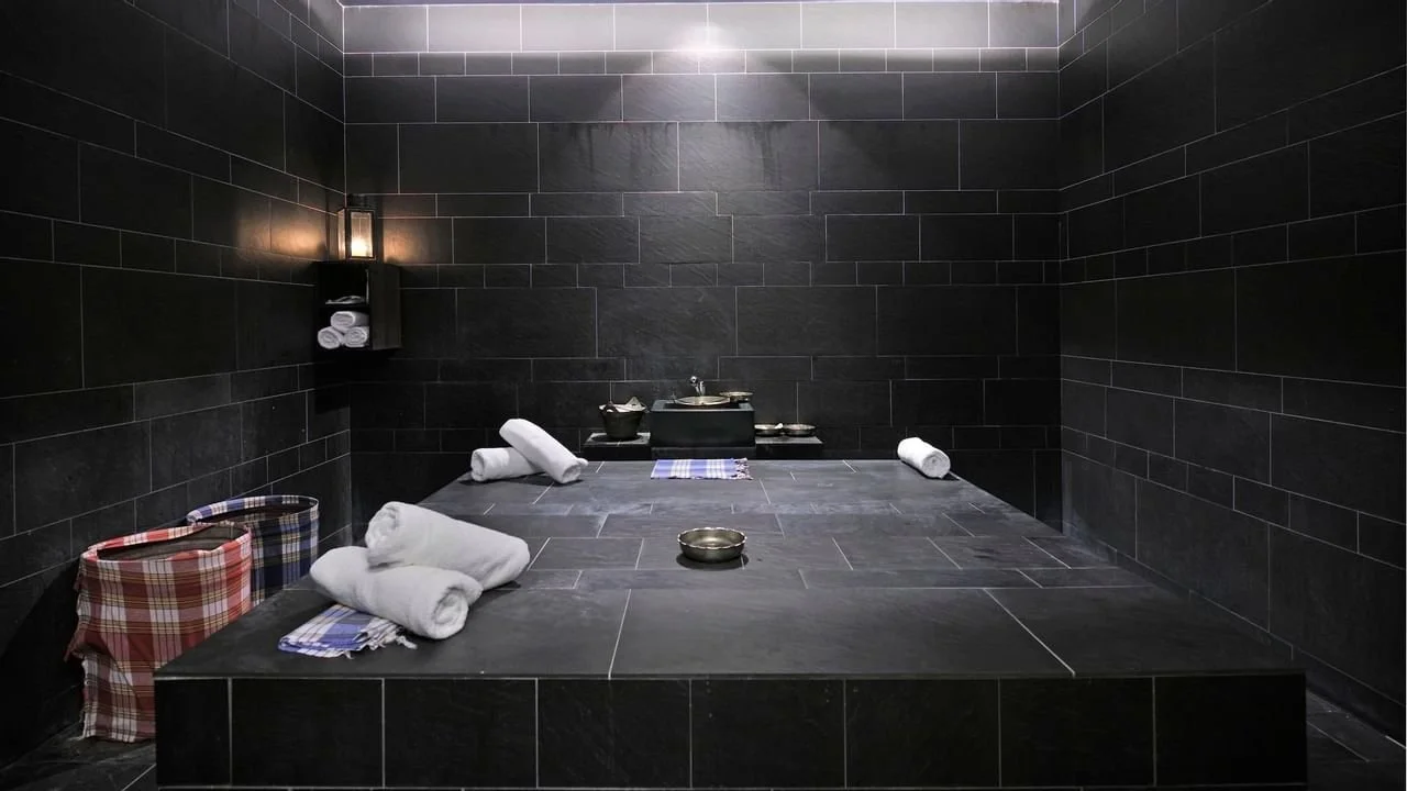 treatment room(1).jpg