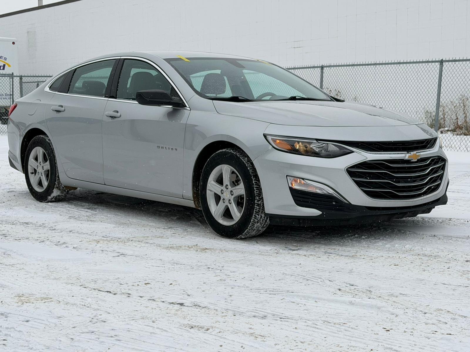 2020%20Chevrolet%20Malibu%20639029675017127767_3.jpg