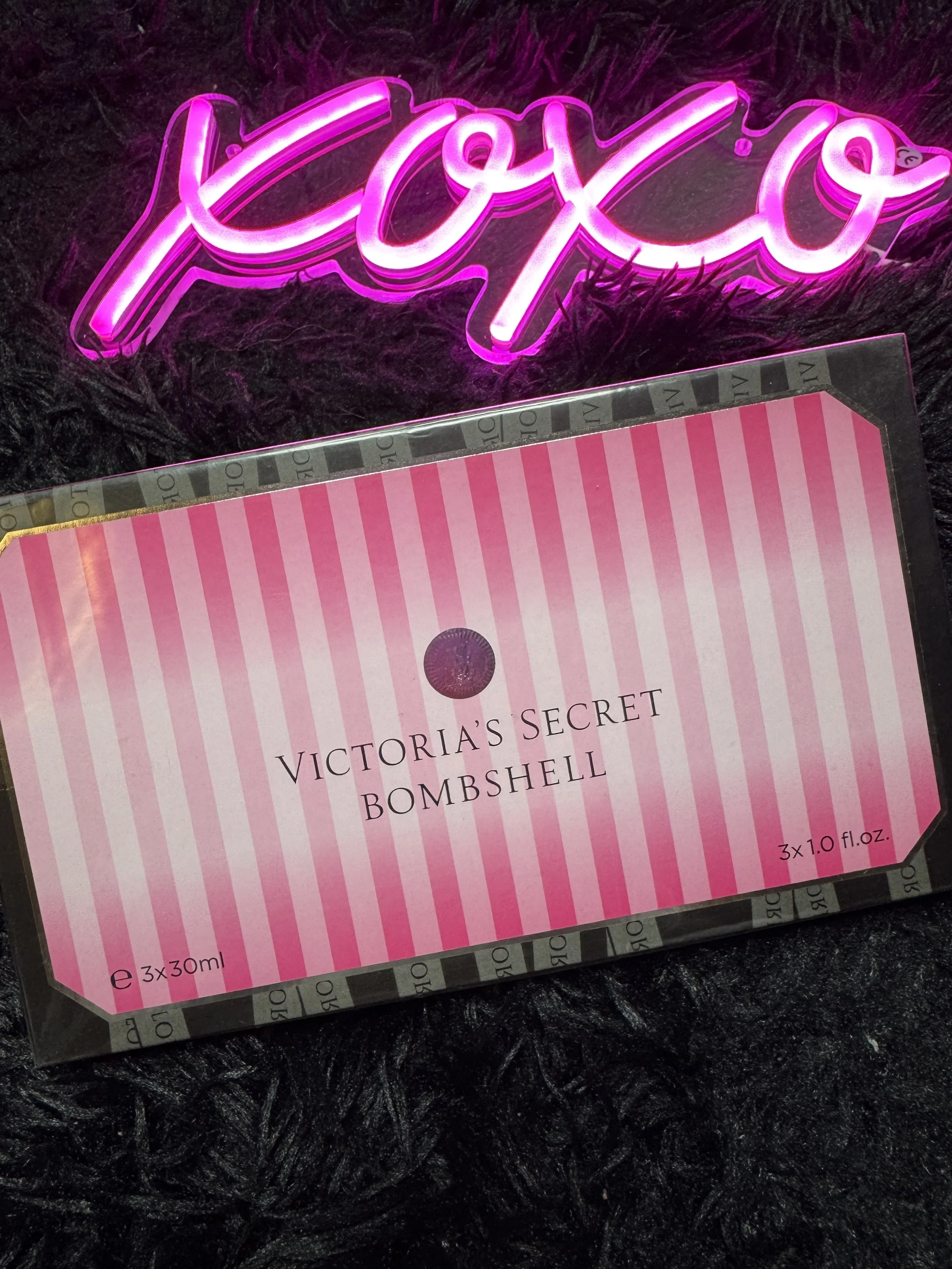 Victoria Secret Bombshell Perfume Gift Set