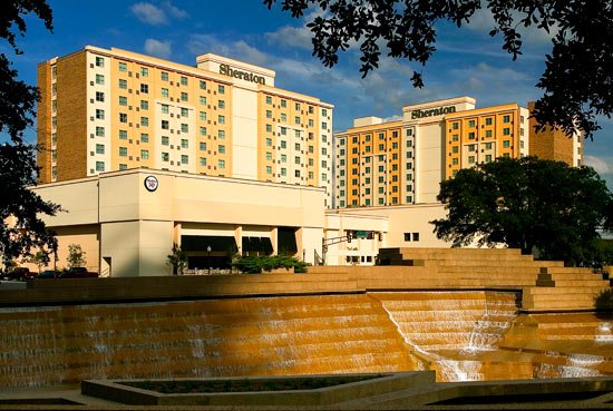 Picture of the Sheraton conference hotel in downtown Fort Worth