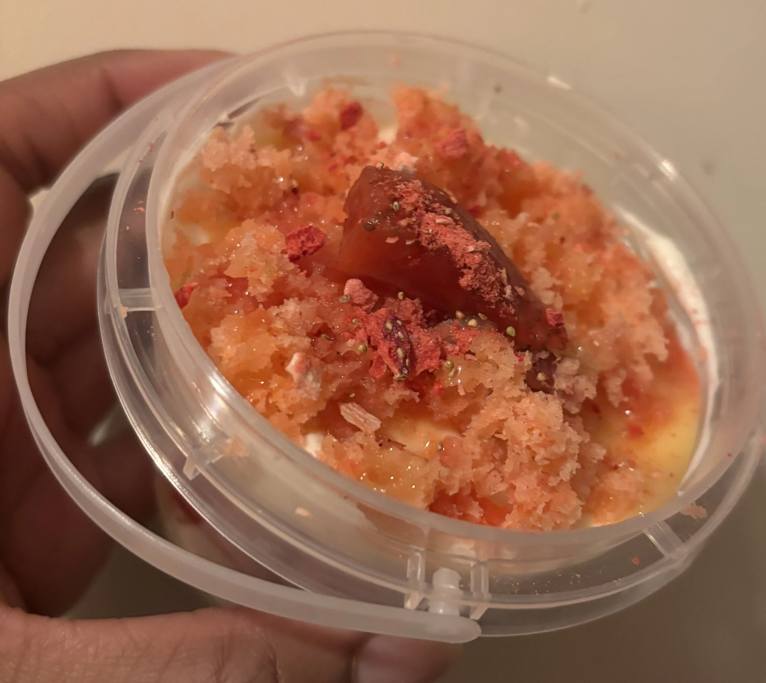 Strawberry cake bucket top.jpg