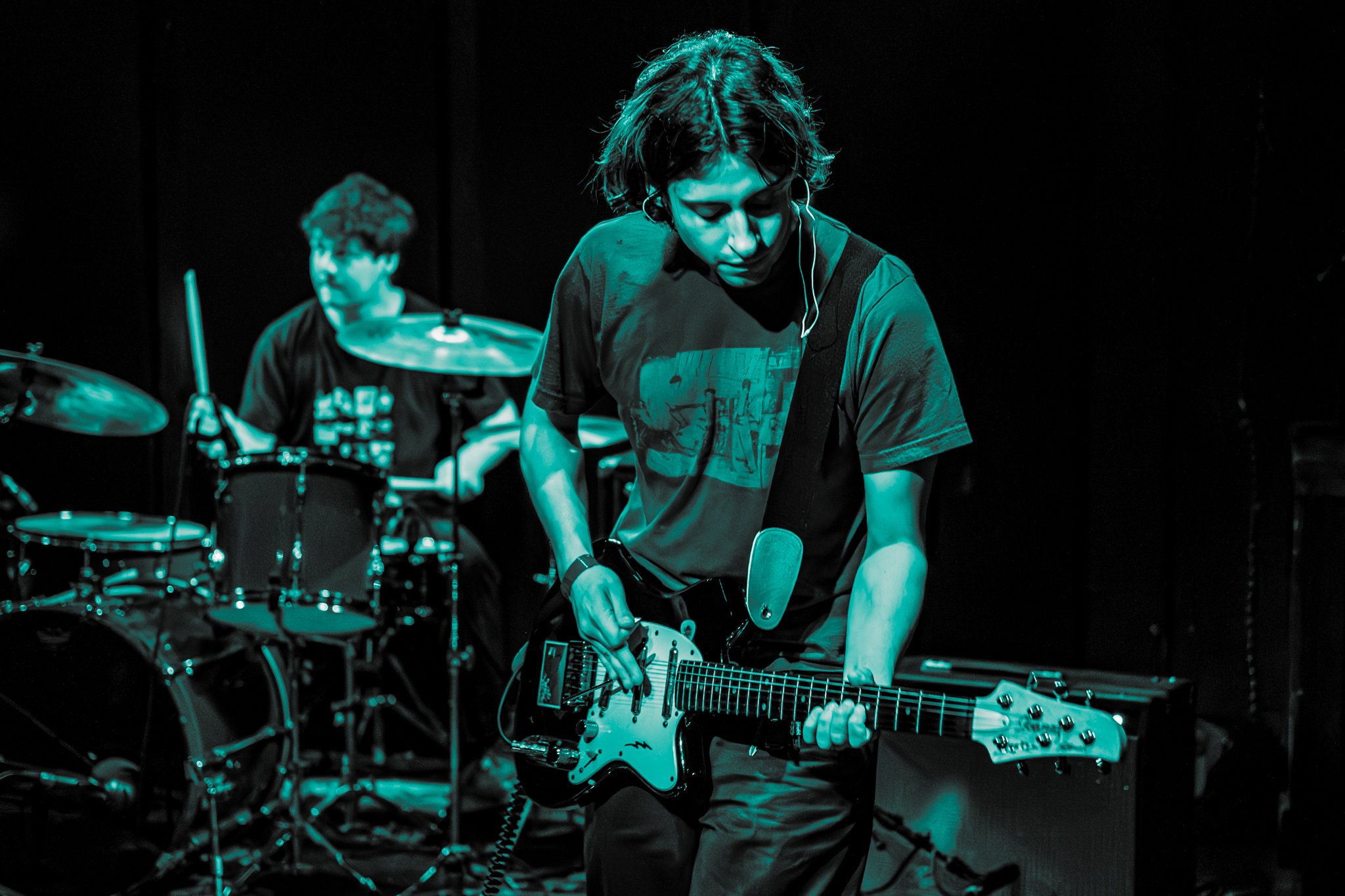 Softie Performs at Eli's