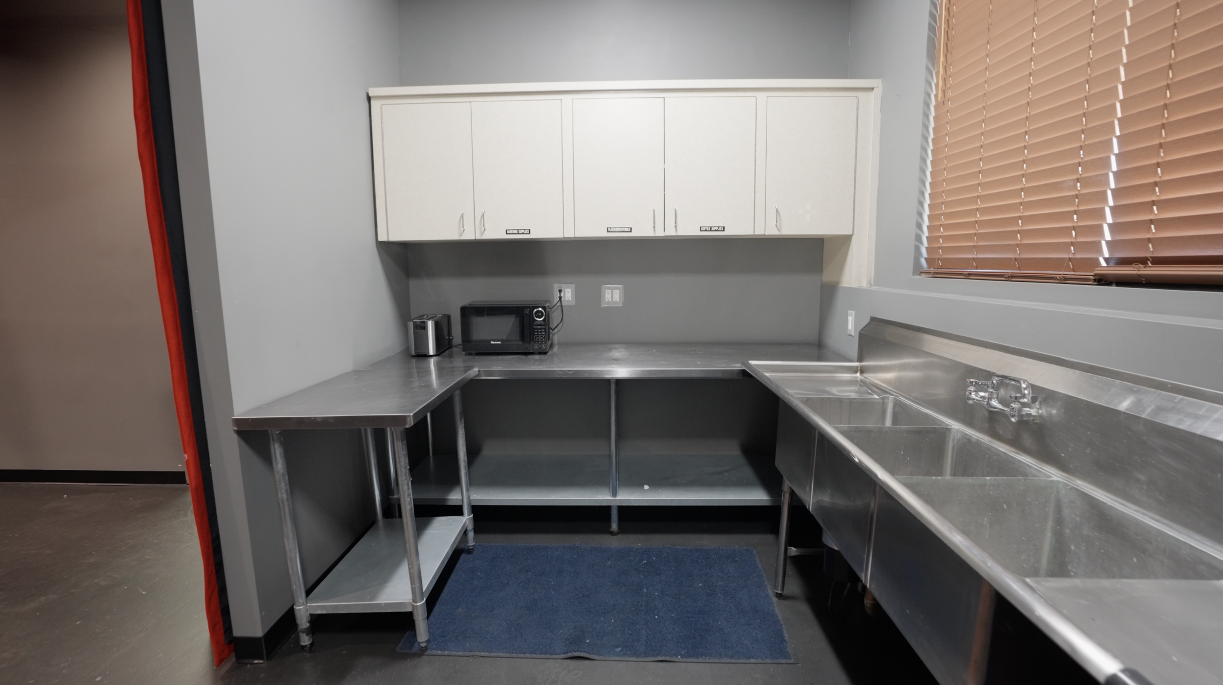 Industrial Kitchen 1 Purse First Studios Burbank.png