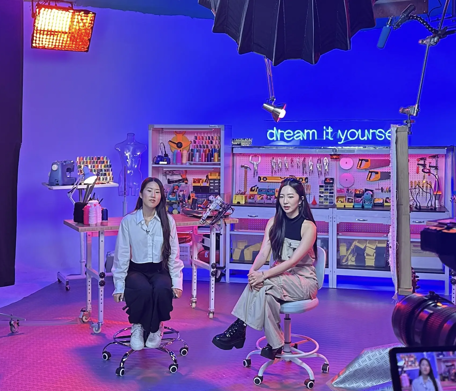 Honda Dream Lab Blue Cyc Wall Purse First Studios.png