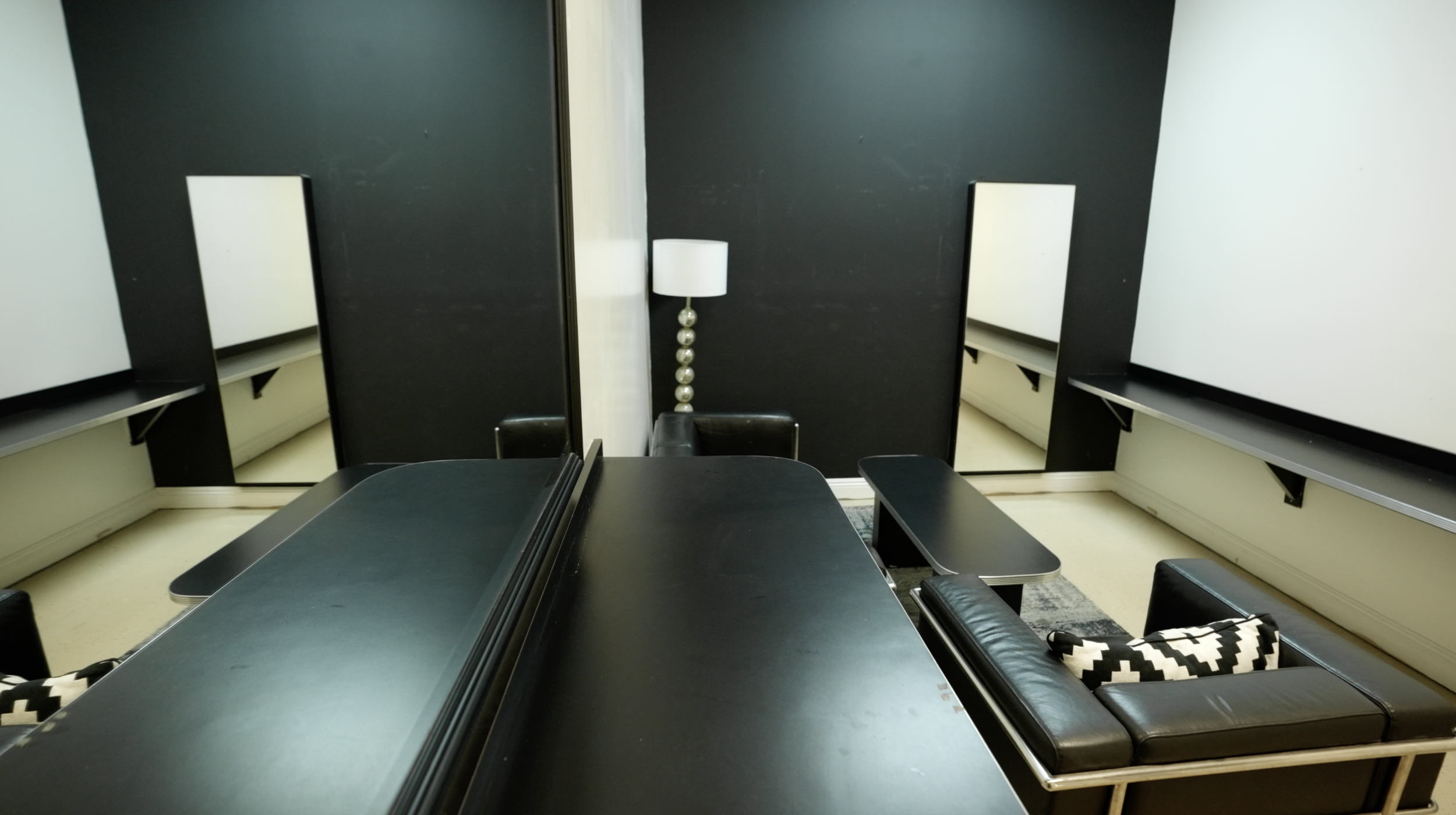 Green Room Purse First Studios Burbank.png