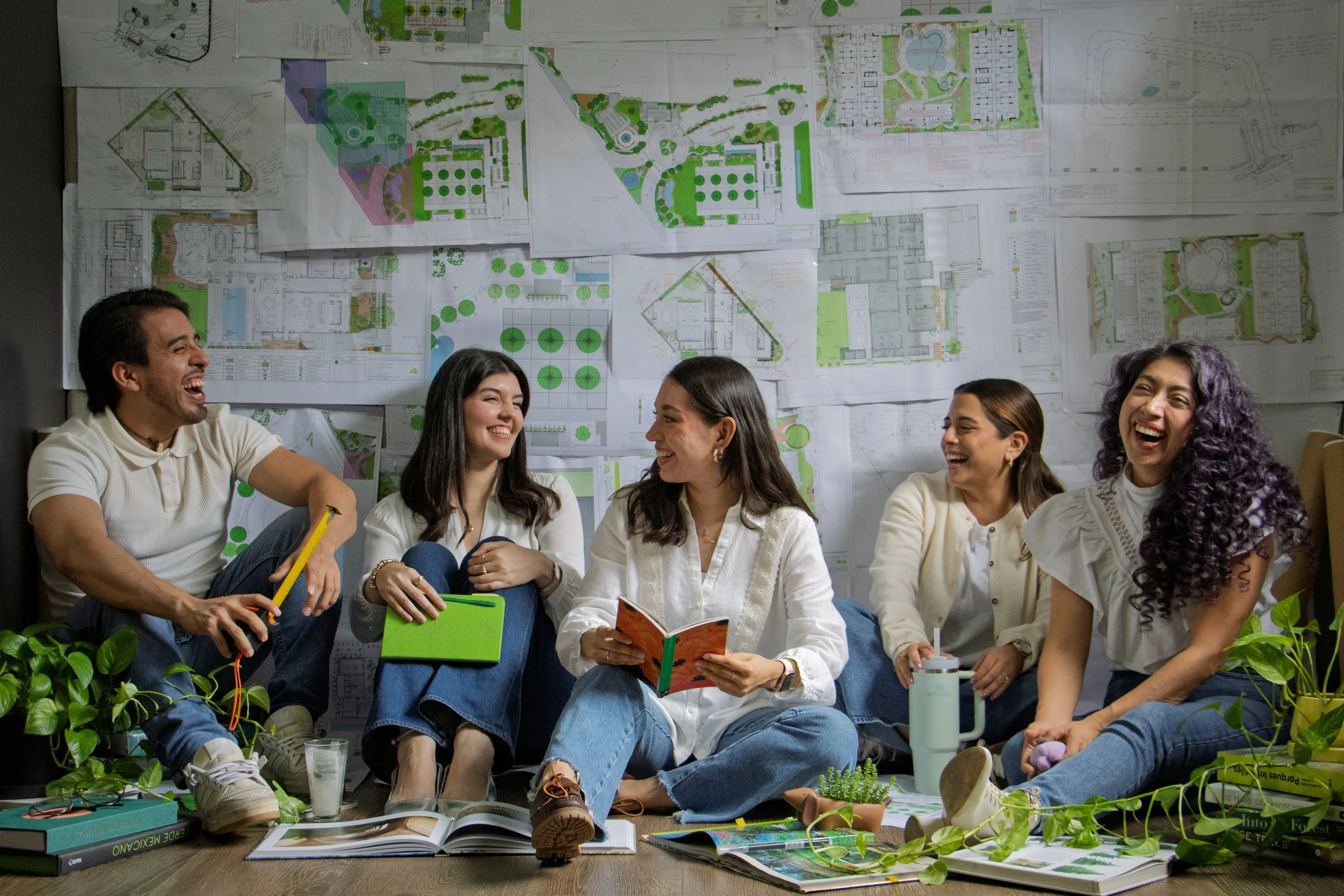 El equipo ejecutivo de LBerlanga Landscape