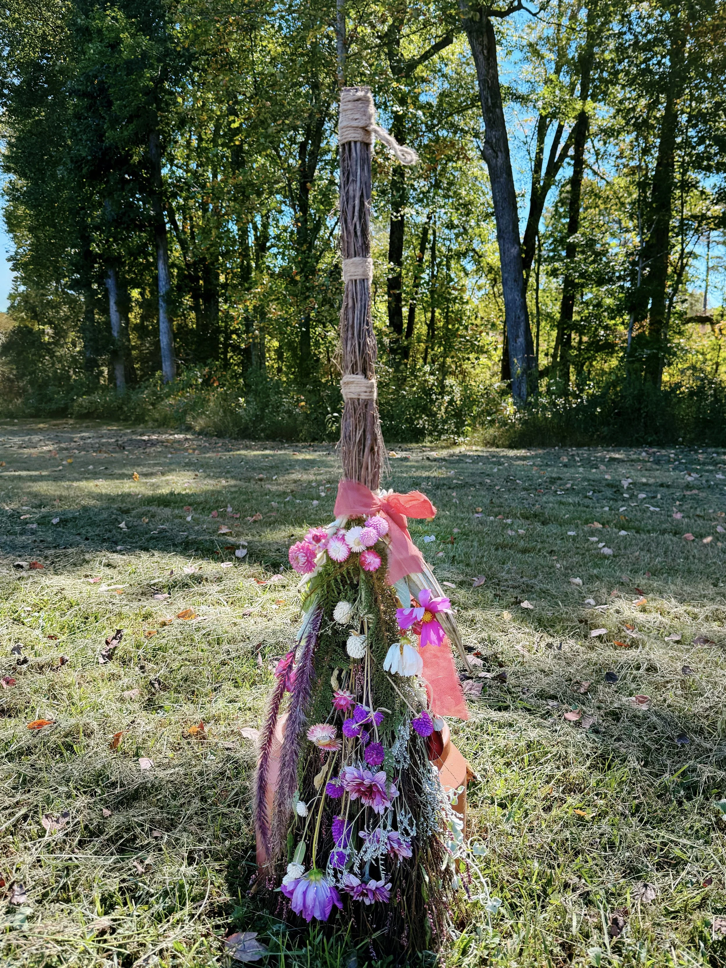Botanical Broom Class