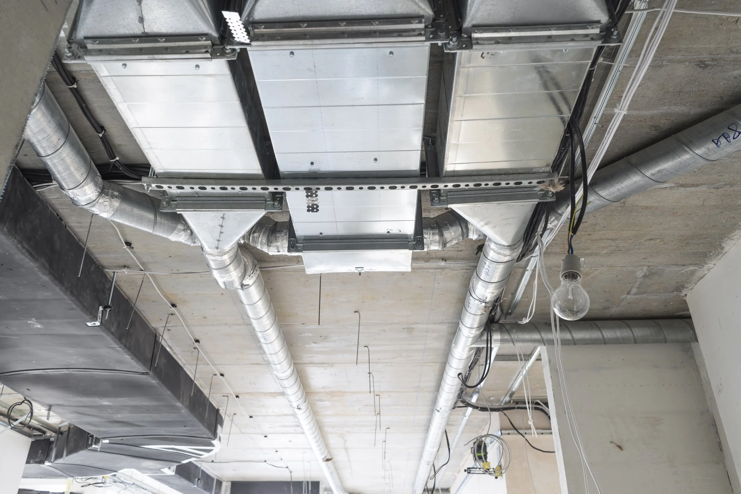 ceiling-with-integrated-heating-ventilation-air-conditioning.jpg