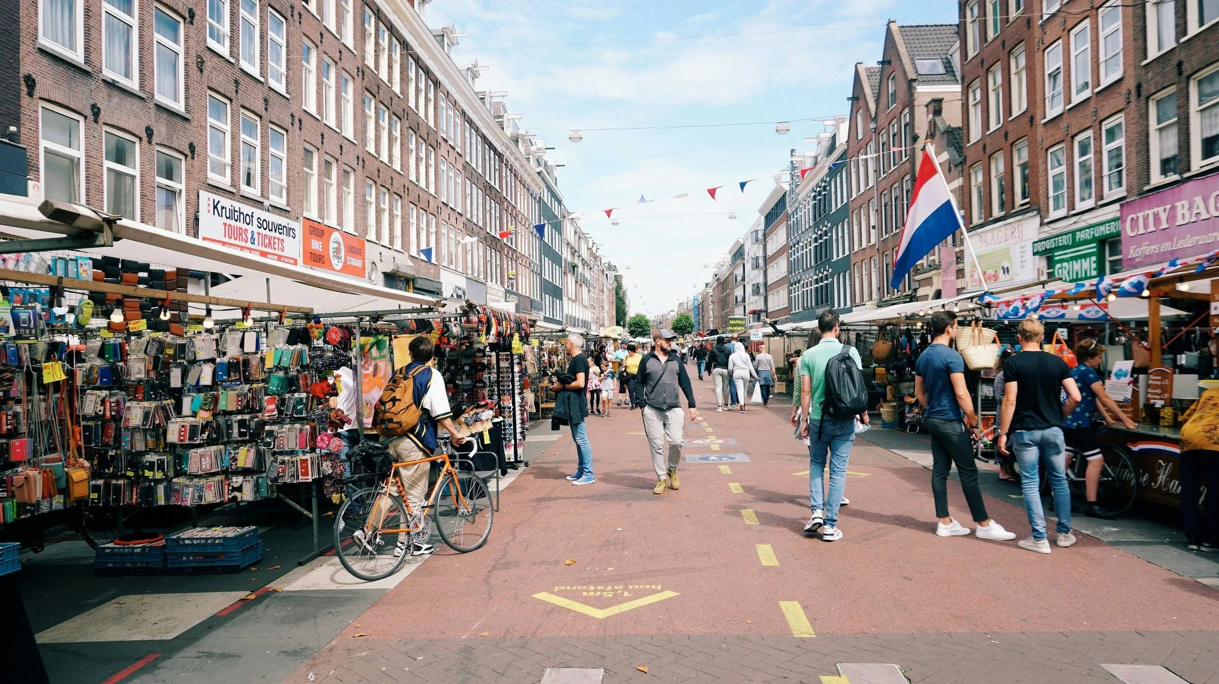 Albert Cuyp Market Food Guide: Best Eats After Shopping in De Pijp