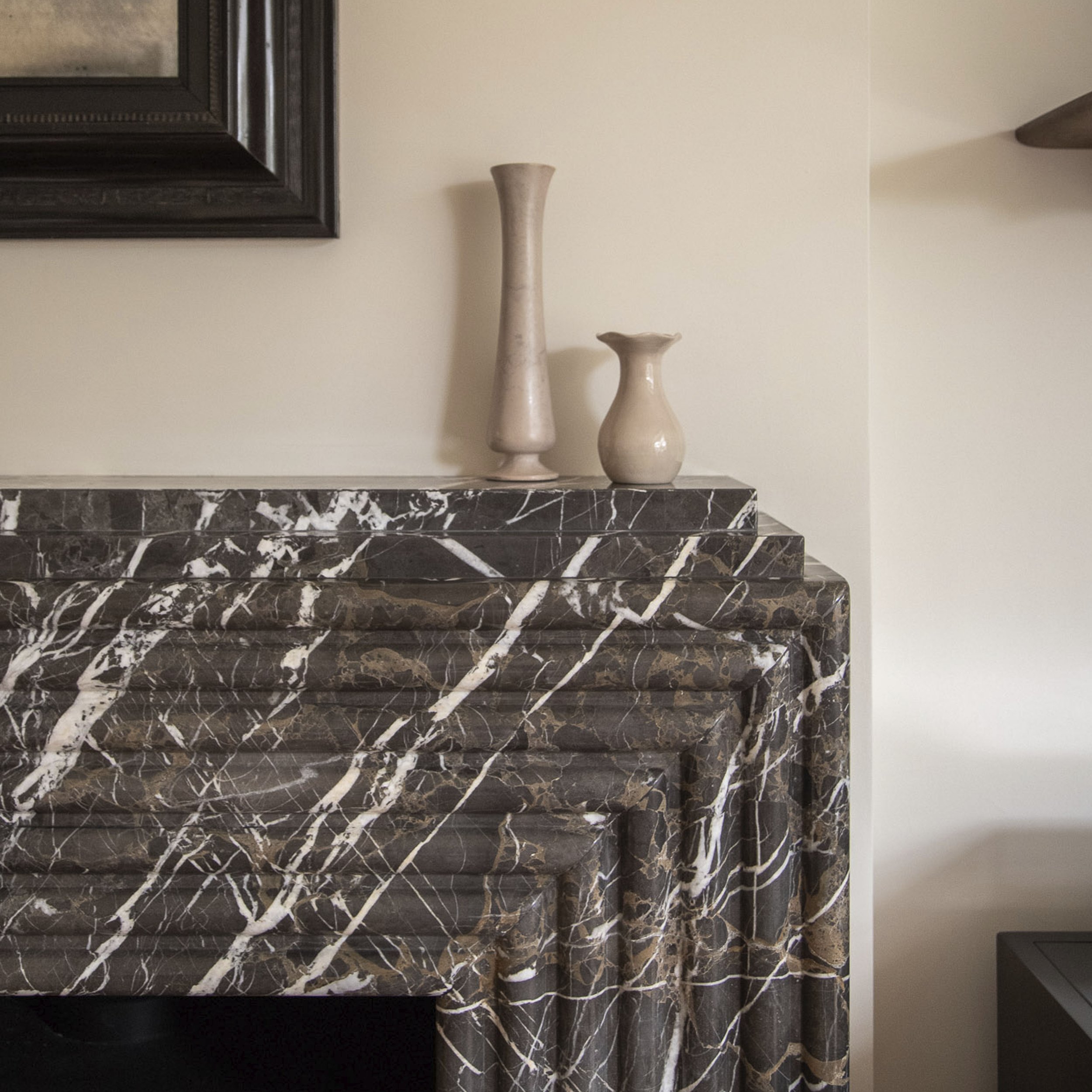 omicron iota Carmine House.jpg