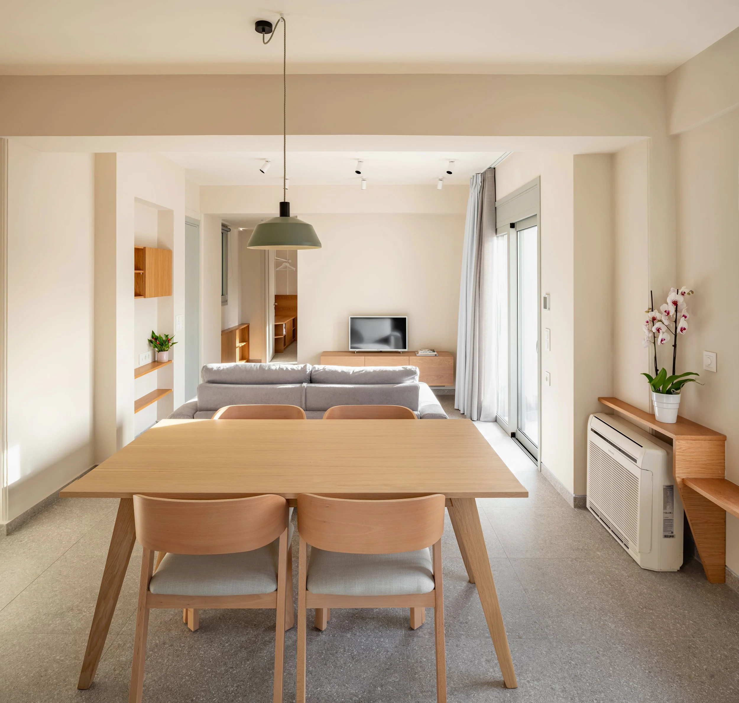 omicron iota Townhouse Lefkada.jpg