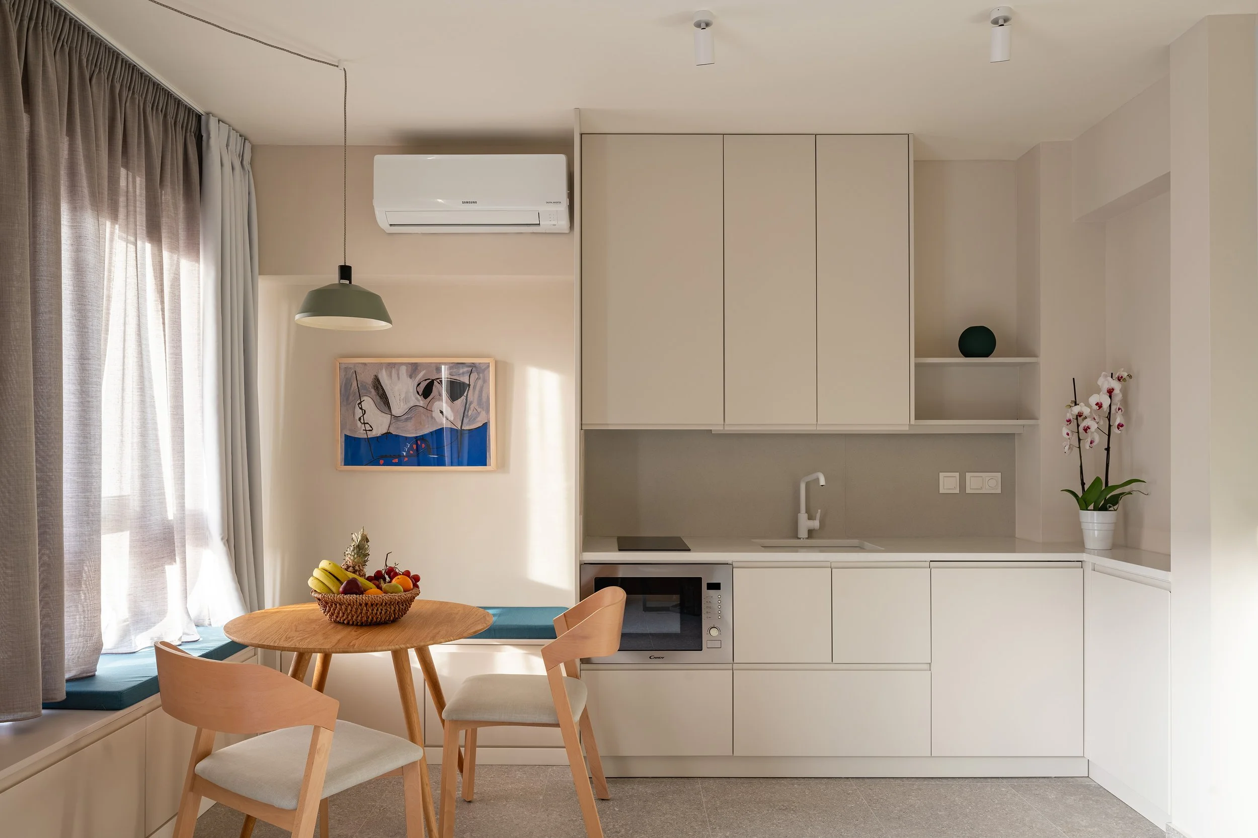 omicron iota Townhouse Lefkada.jpg