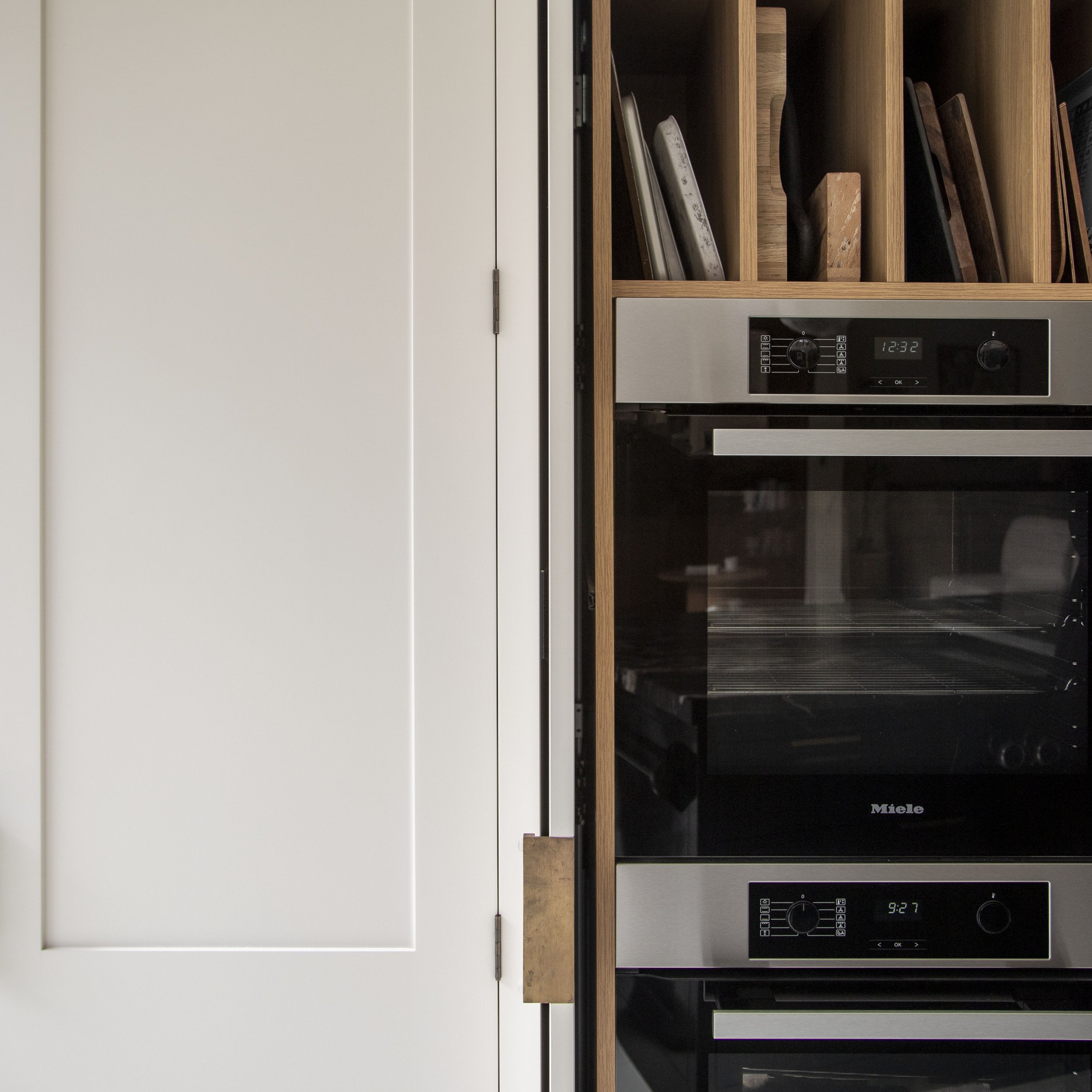 omicron iota Carmine House.jpg