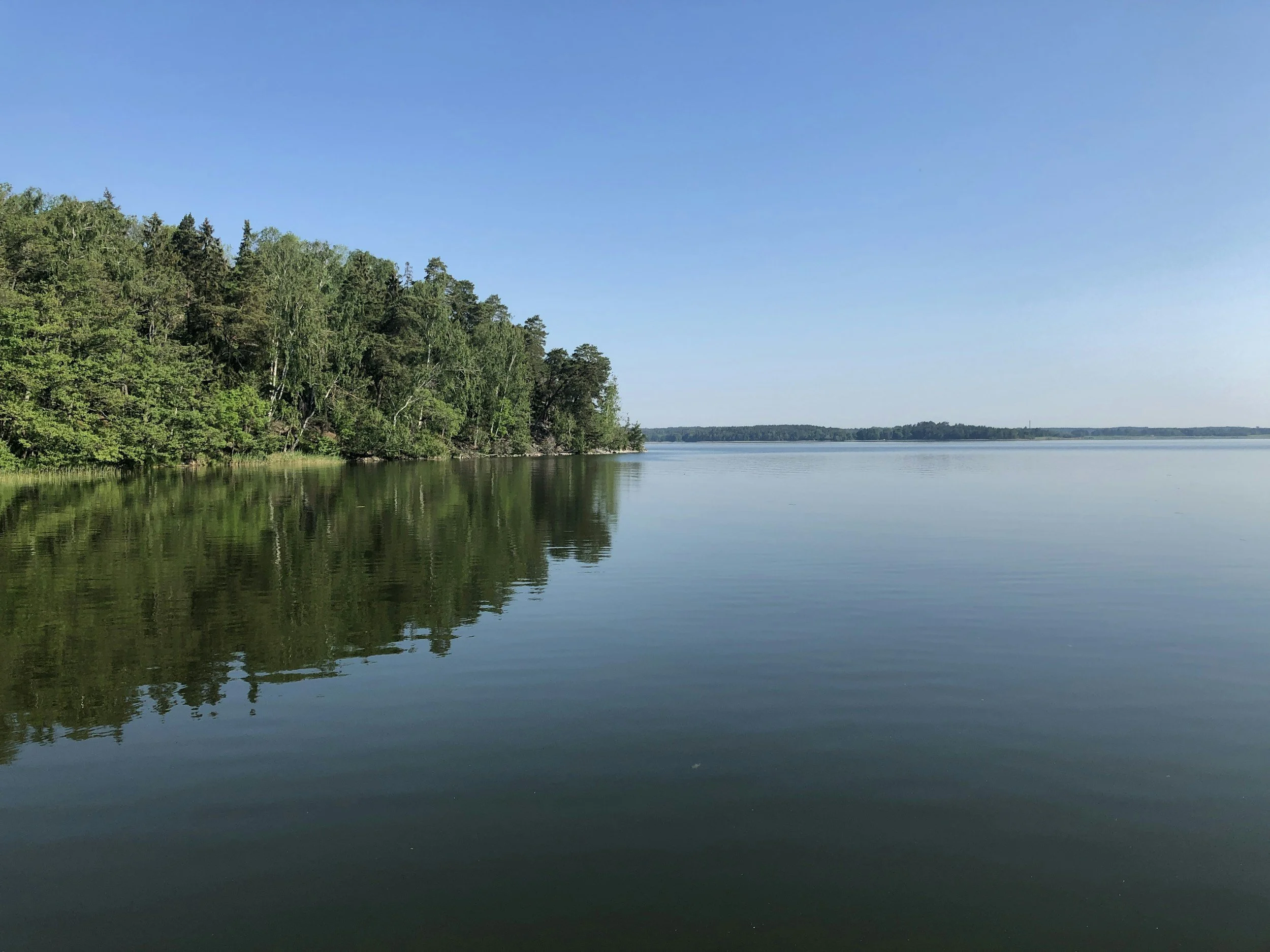 SPEND YOUR DAY AT MELTON HILL LAKE