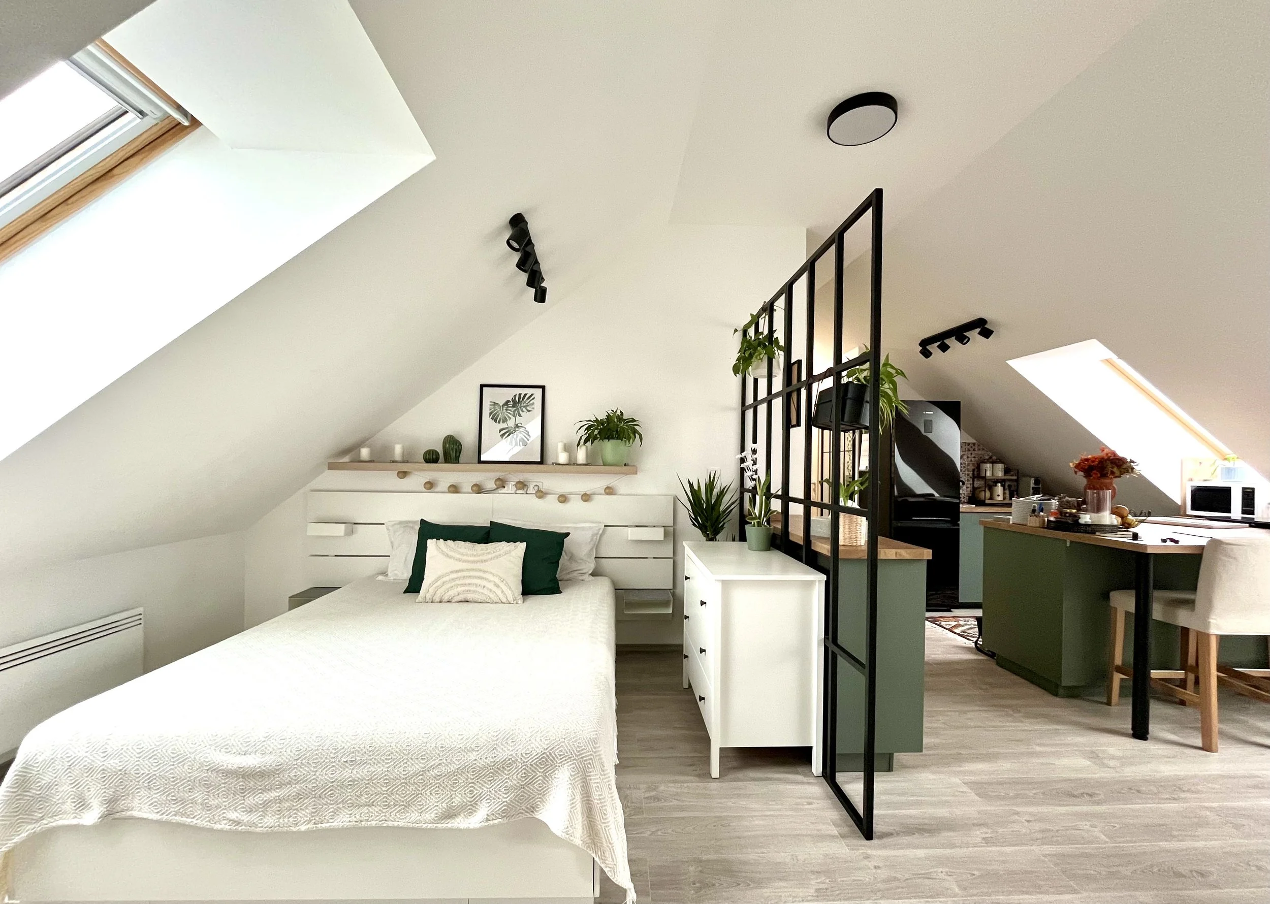 Veszprém - tetőtéri lakás háló