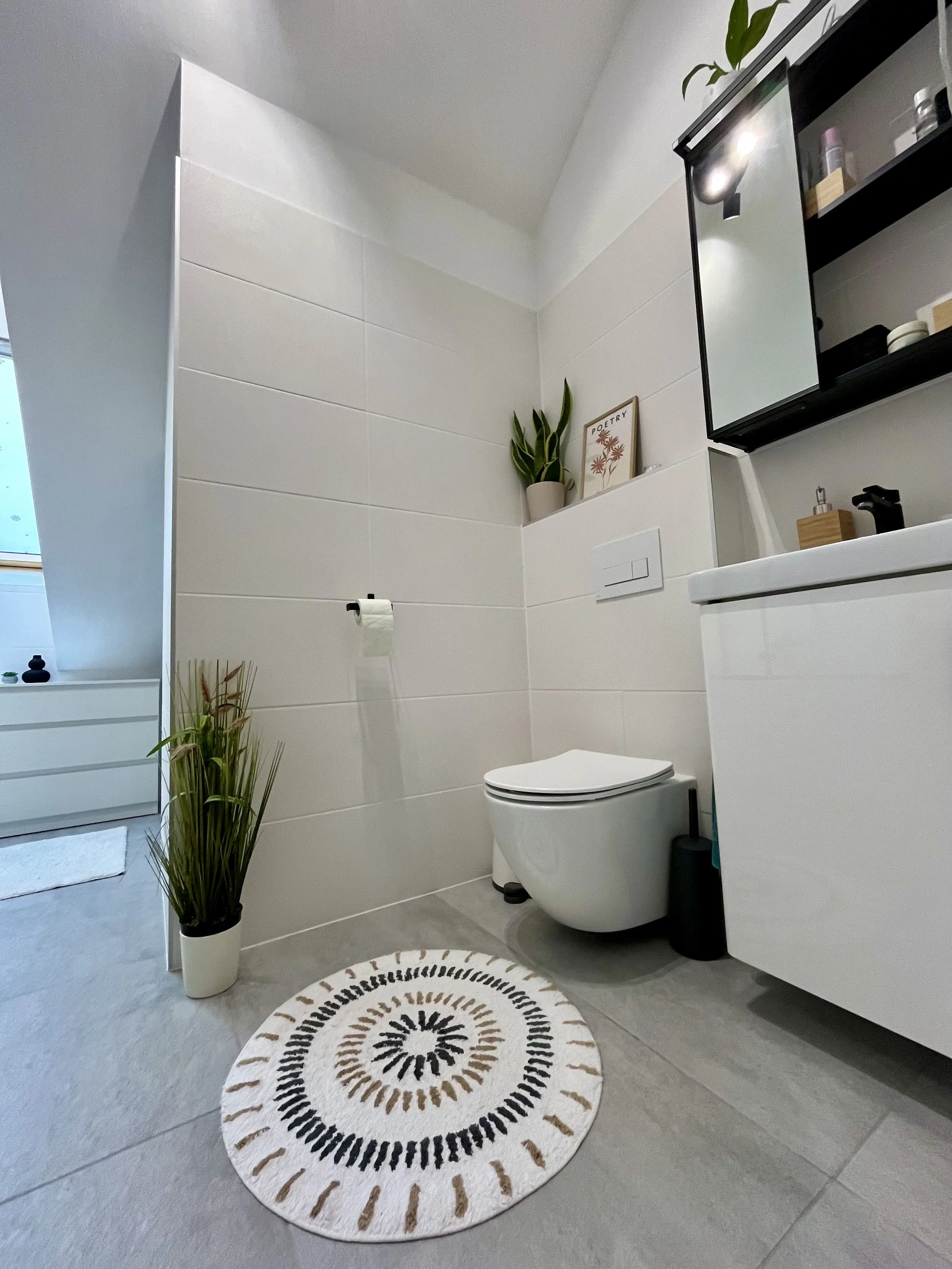 Veszprém - tetőtéri lakás fürdőszoba