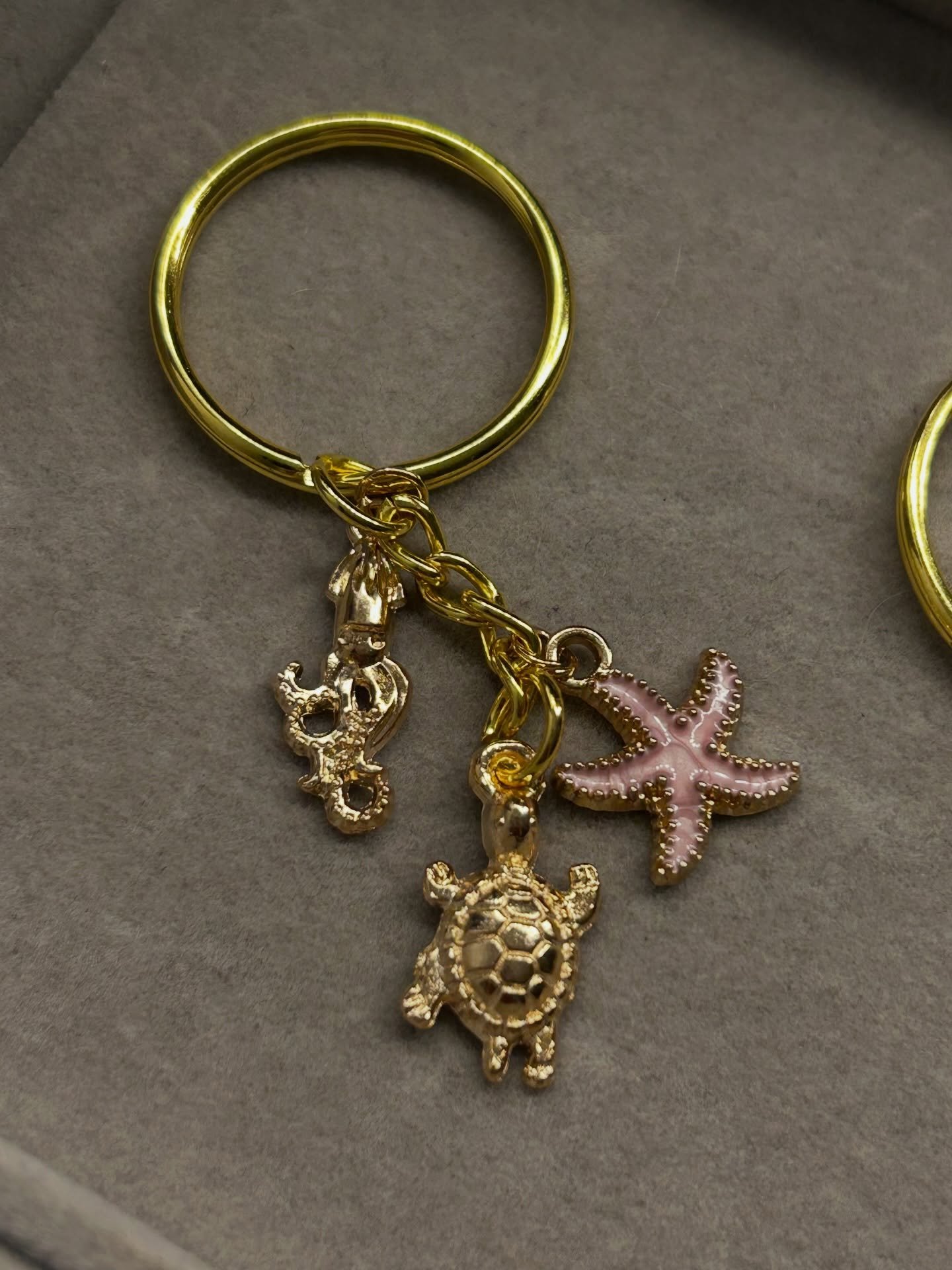 A compilation of my favorite charms right now.
Which one is your favorite? 👀
One of them could be yours&hellip;

Shop now on madebydellz.com