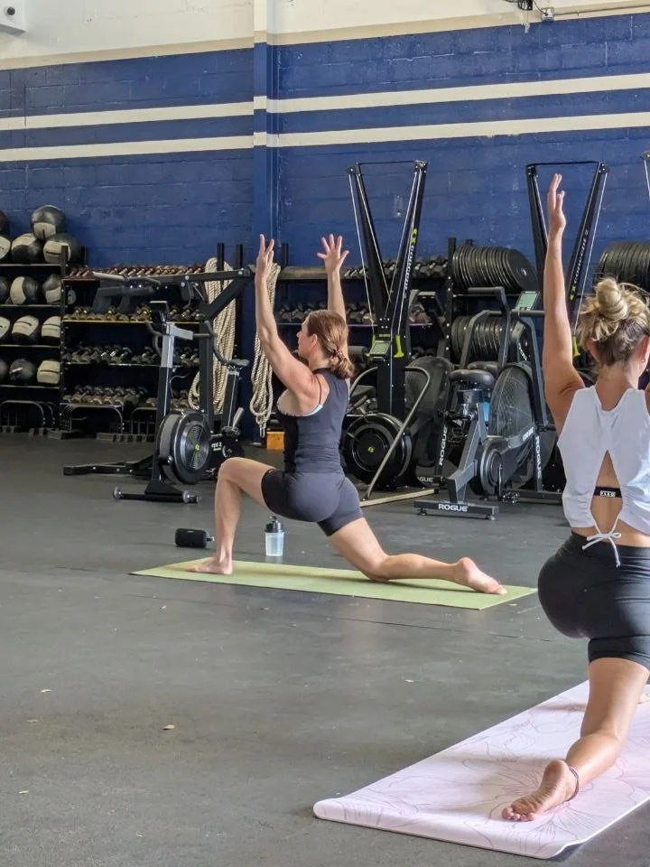 Fun time teaching yoga at @crossfit_naples this morning! Hope everyone is having a restorative Sunday ☀️

#crossfitnaples #sundayfunday☀️ #sundayvibes #movementismedicine #yogaforeveryone