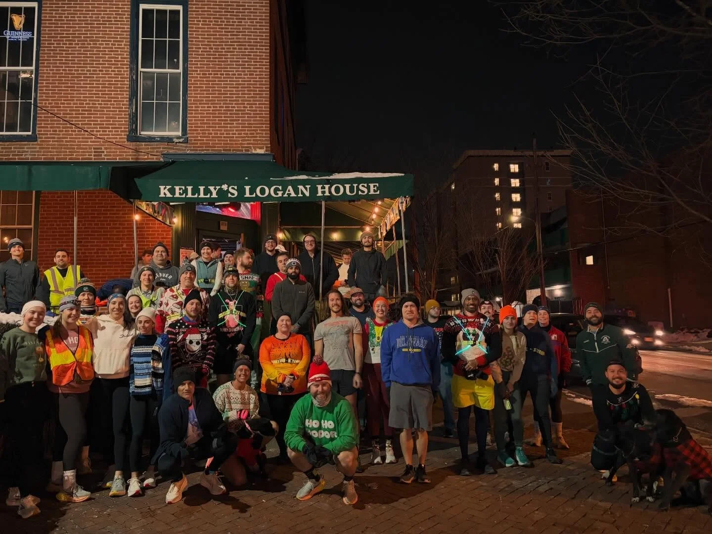 Best way to spread Christmas cheer is singing loud for all to hear!!!! We may not have been seeing but yall brought the holiday cheer!! 

Thank you @phillytechrep @delawarerunning @kellysloganhouse 

See yall next week 12/23 for the final Christmas r