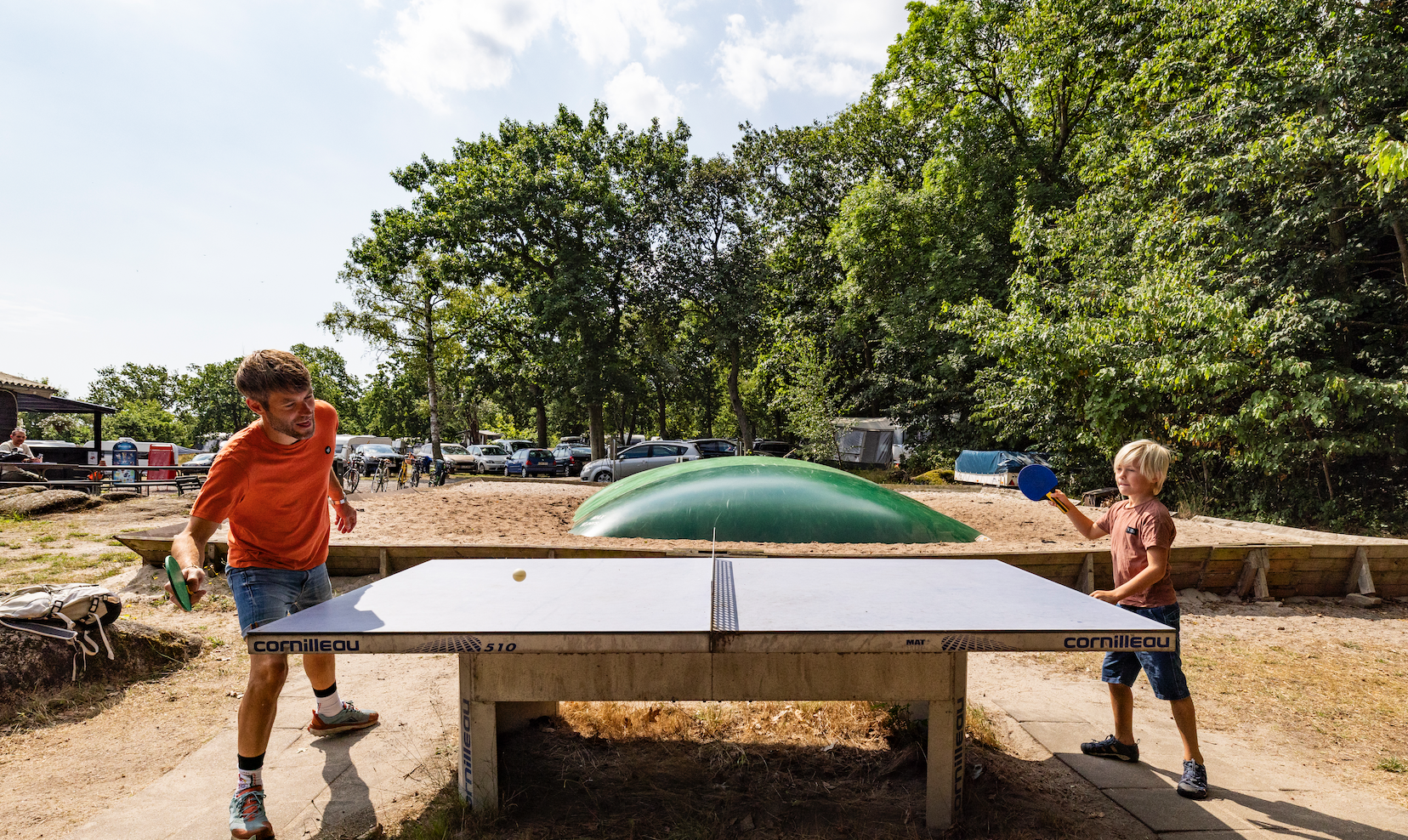 Camping med børn i Svaneke? Her er guiden til børnefamilier