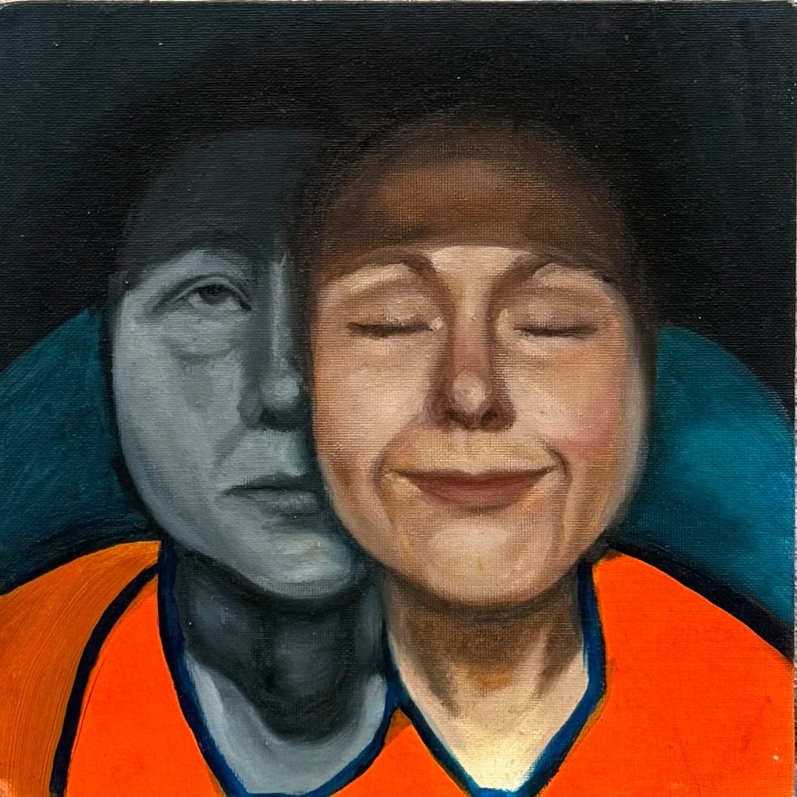 Realistisches Selbstporträt von Kati Ku mit zwei unterschiedlichen Gesichtszuständen, einmal verzweifelt, einmal gelöst, auf zwei Seiten desselben Bildes.