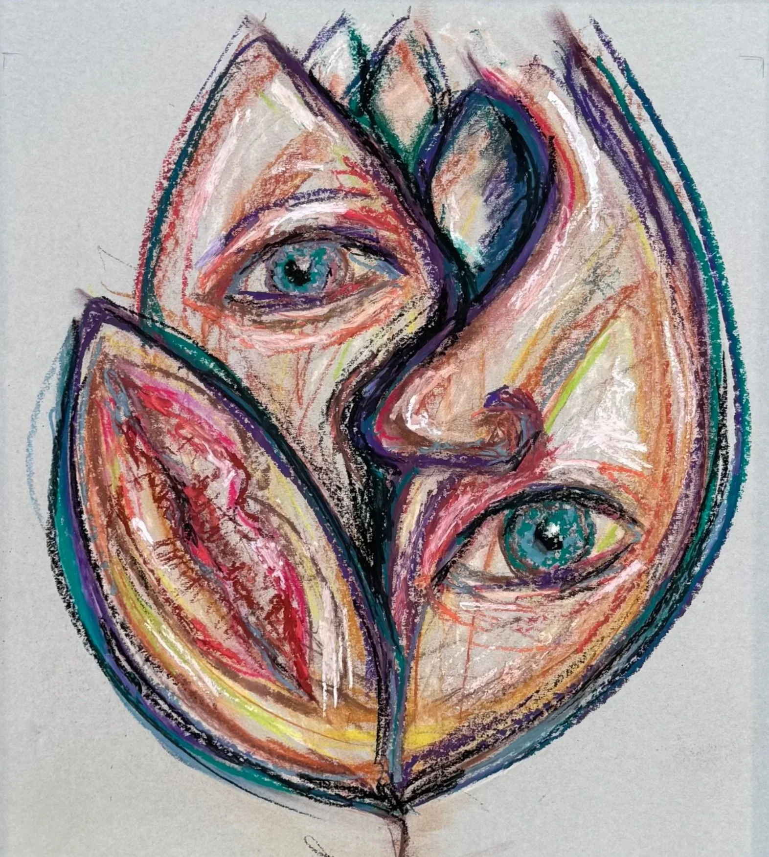 Abstraktes Gesicht / Blütenform in Kreide; weiche Linienfransen lösen sich in helle Umgebung auf.