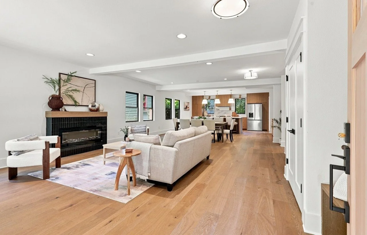 living-room-02.jpg