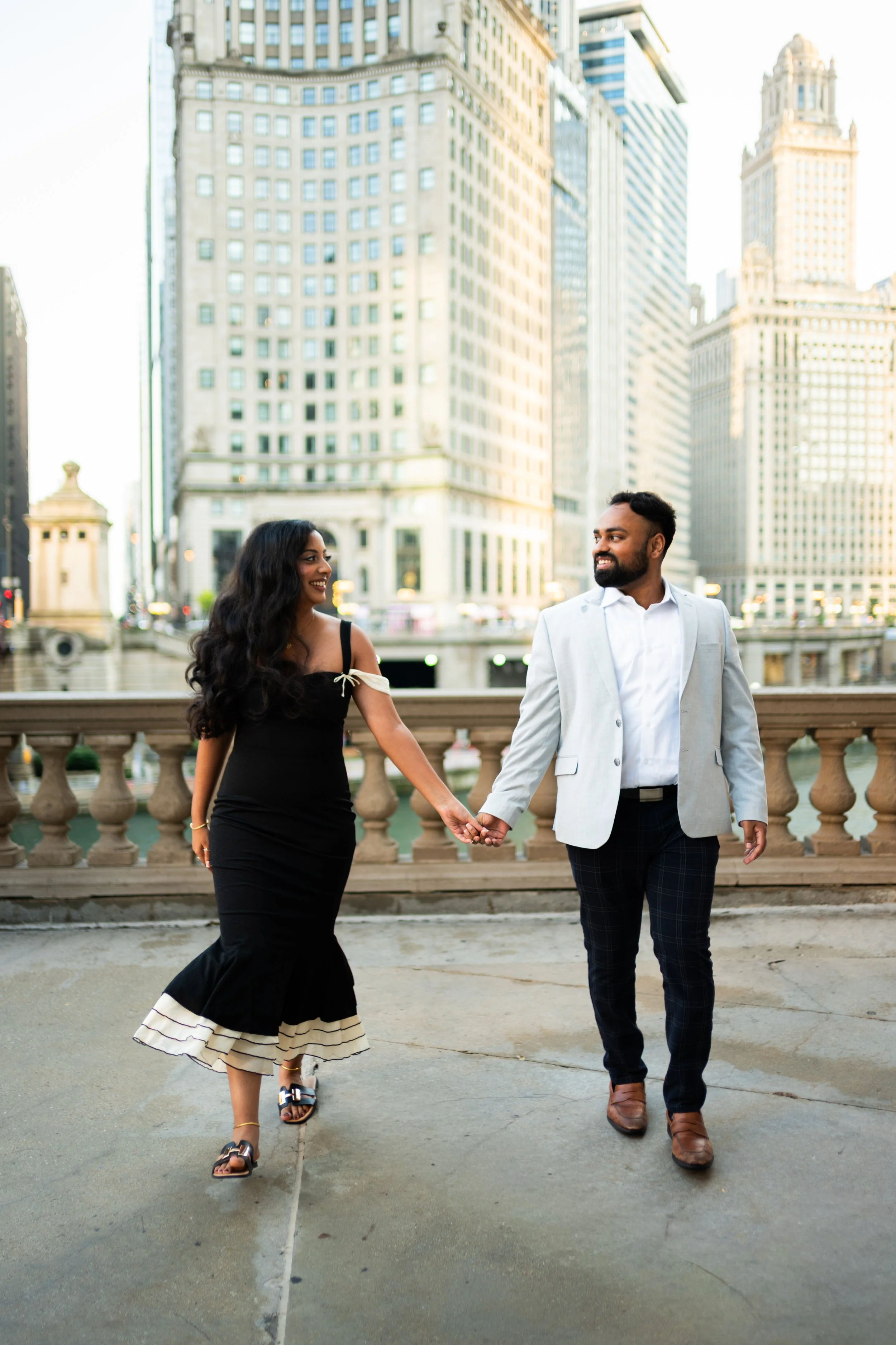 The Ultimate Guide to Engagement Photos at the Chicago Riverwalk &amp; Wrigley Building