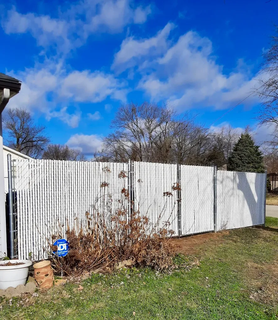 6ft galvanized chain link with white privacy slats double gate, 10 foot gate, residential