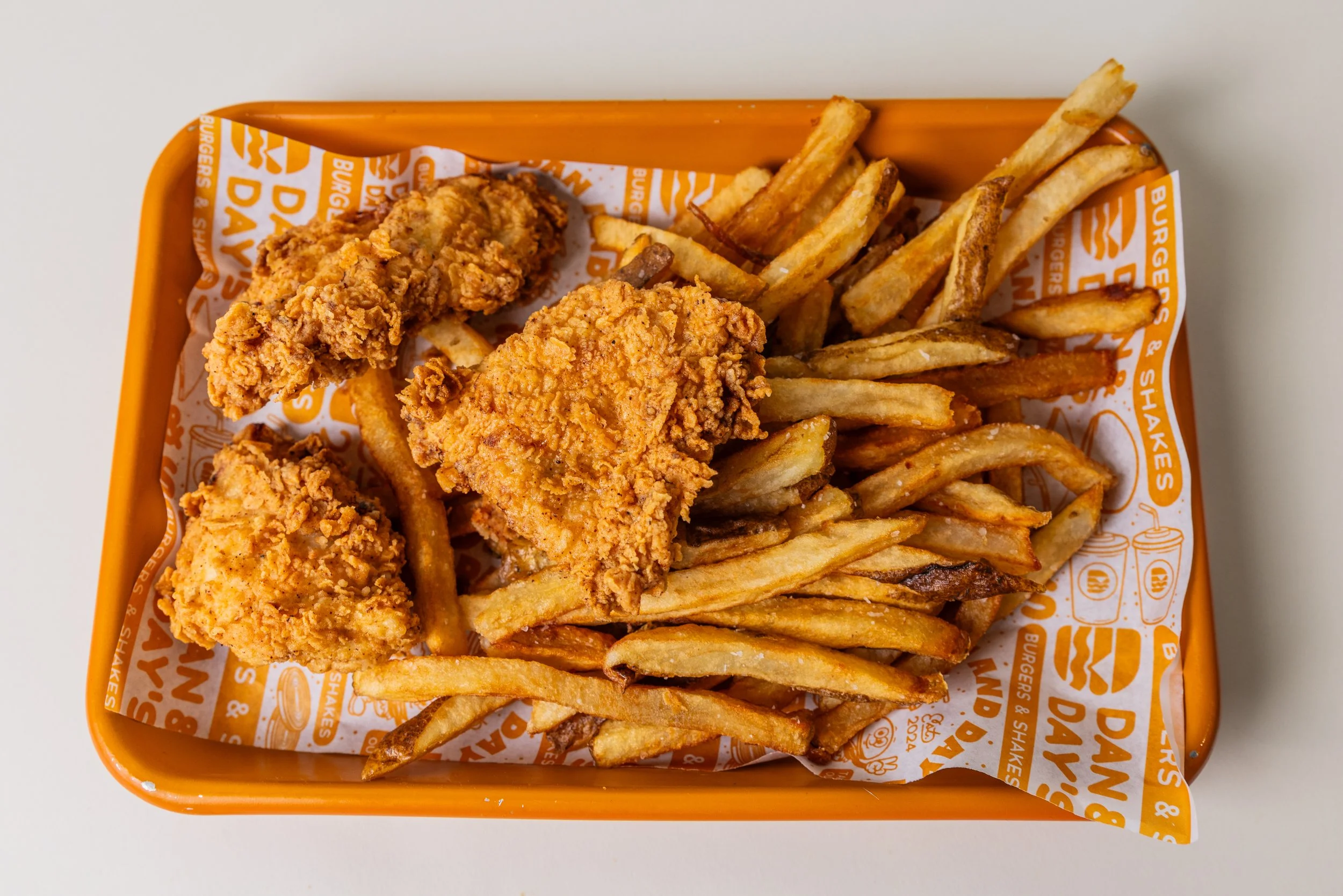 Buttermilk Chicken Tenders w/ Fries