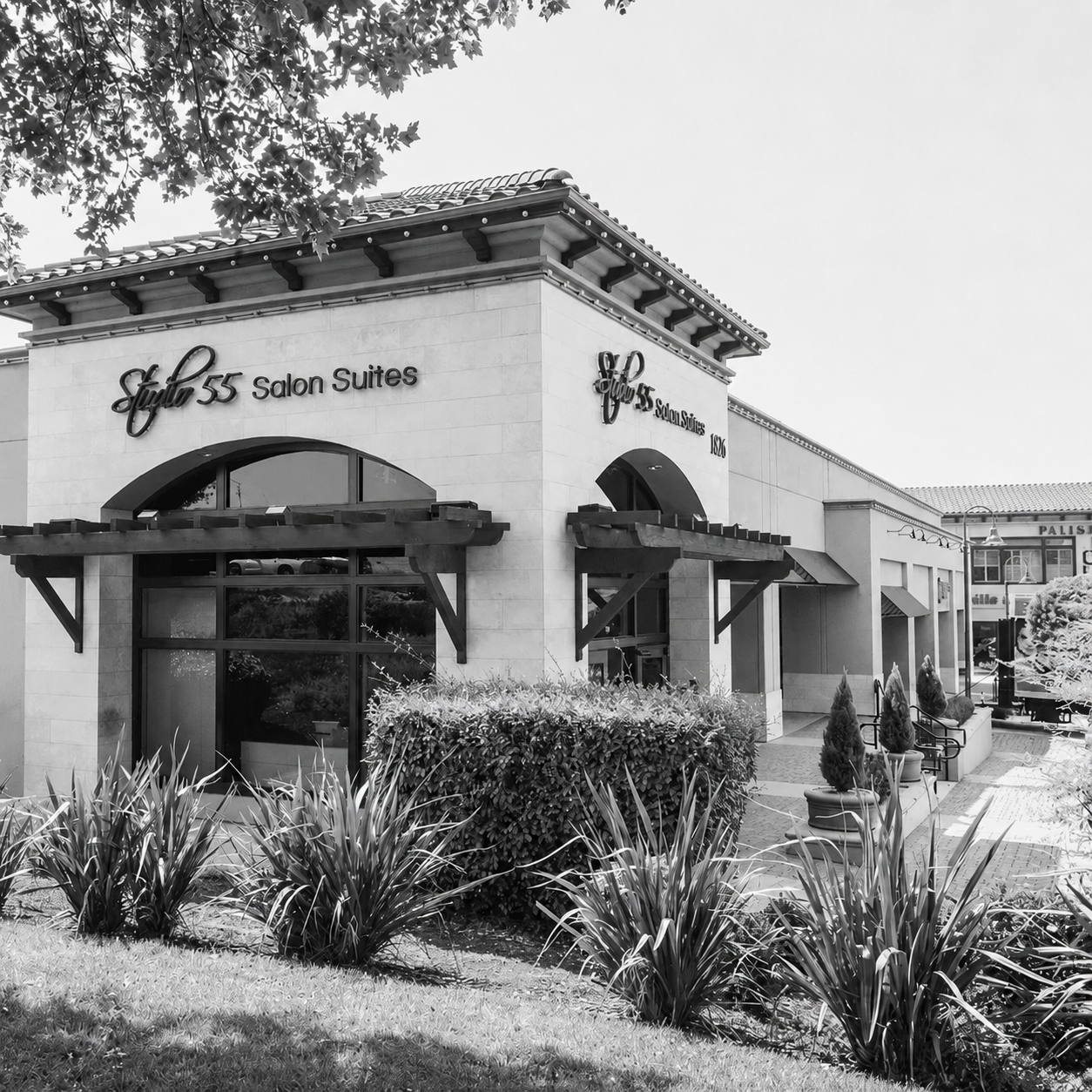 Exterior of Studio 55 Salon Suites in Roseville, California, home of Pluck Yeah! Wax Center's private waxing studio.