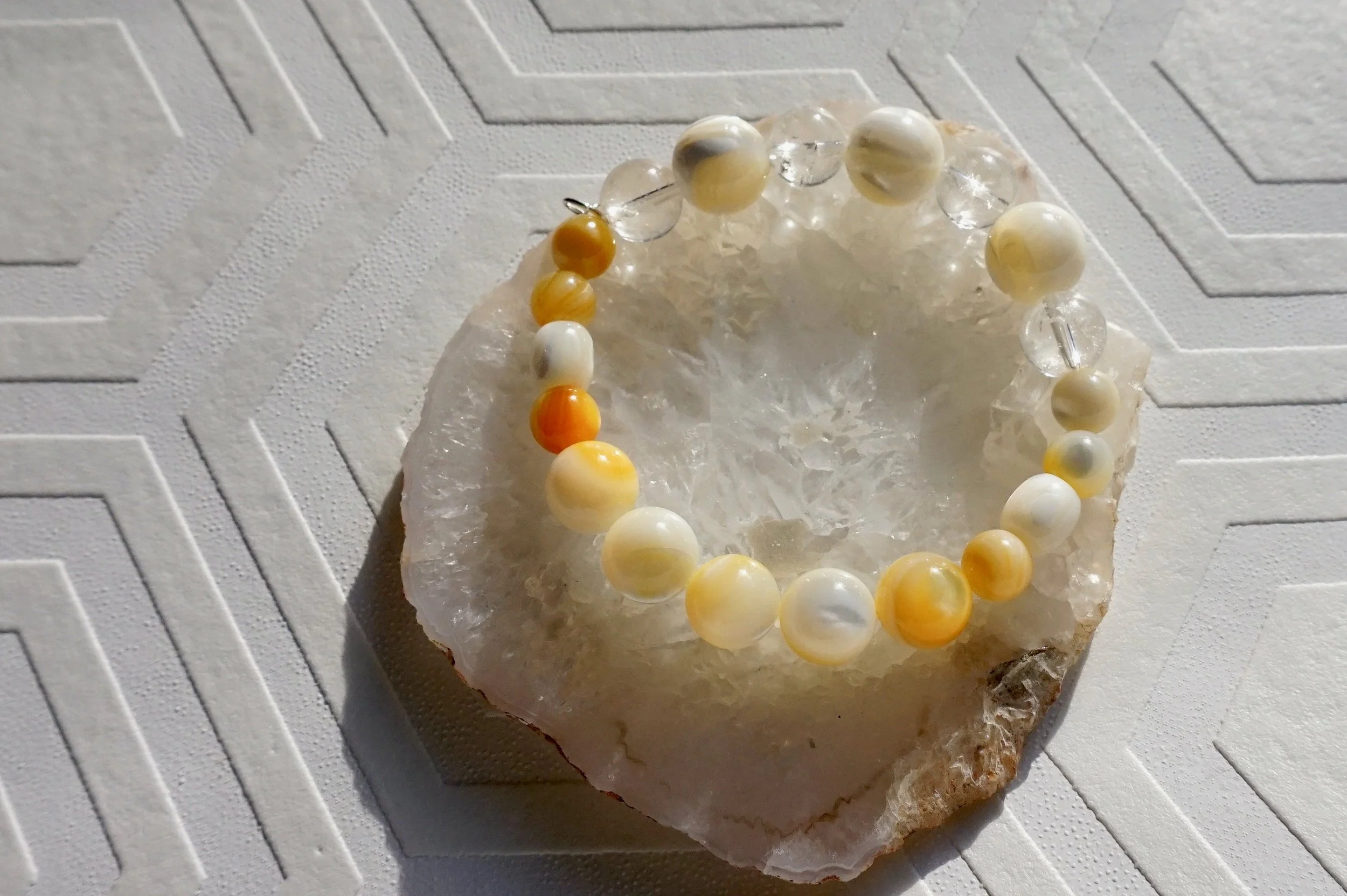 Yosemite Autumn Mother of Pearl & Golden Lip Shell Bracelet