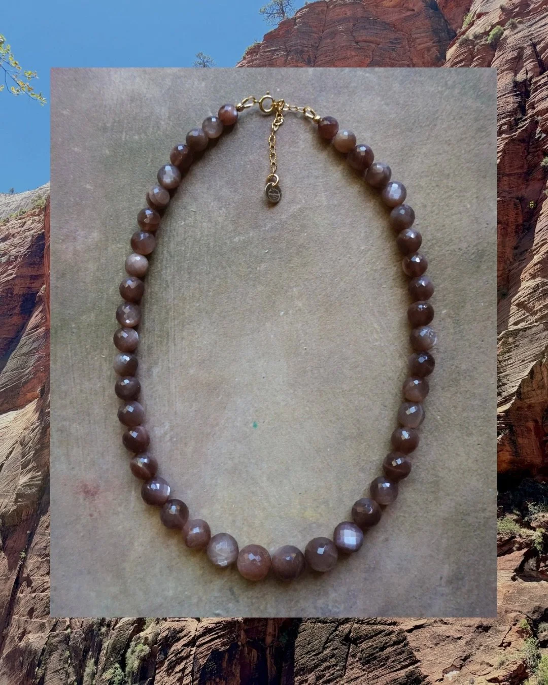 [Only One] Chocolate Moonstone Necklace Inspired by Zion National Park